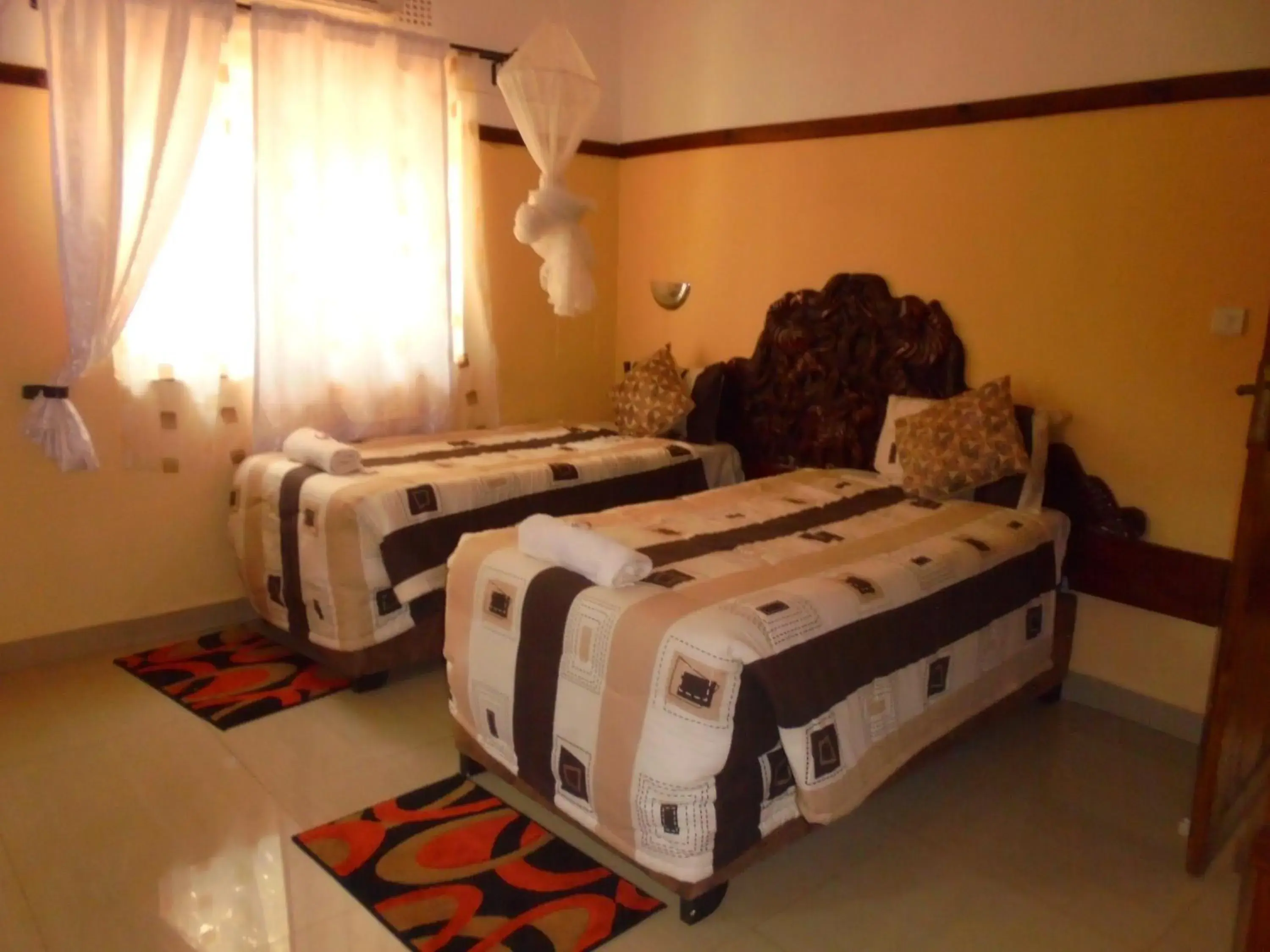 Photo of the whole room, Bed in White Rose Lodge Photo of the whole room, Bed in White Rose Lodge