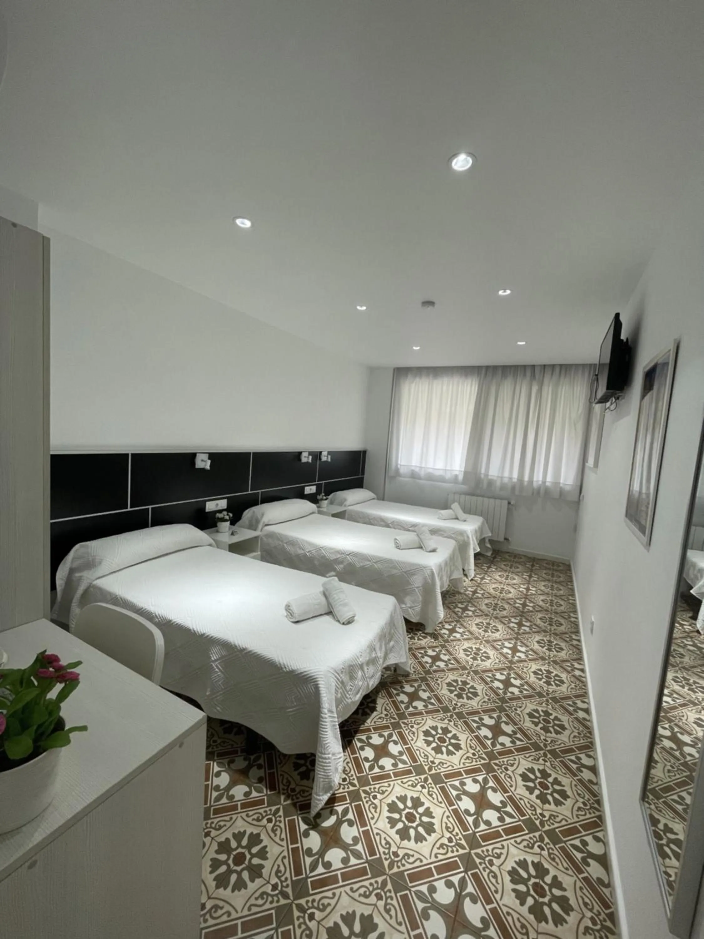 Bed in Hostal Nova Barcelona