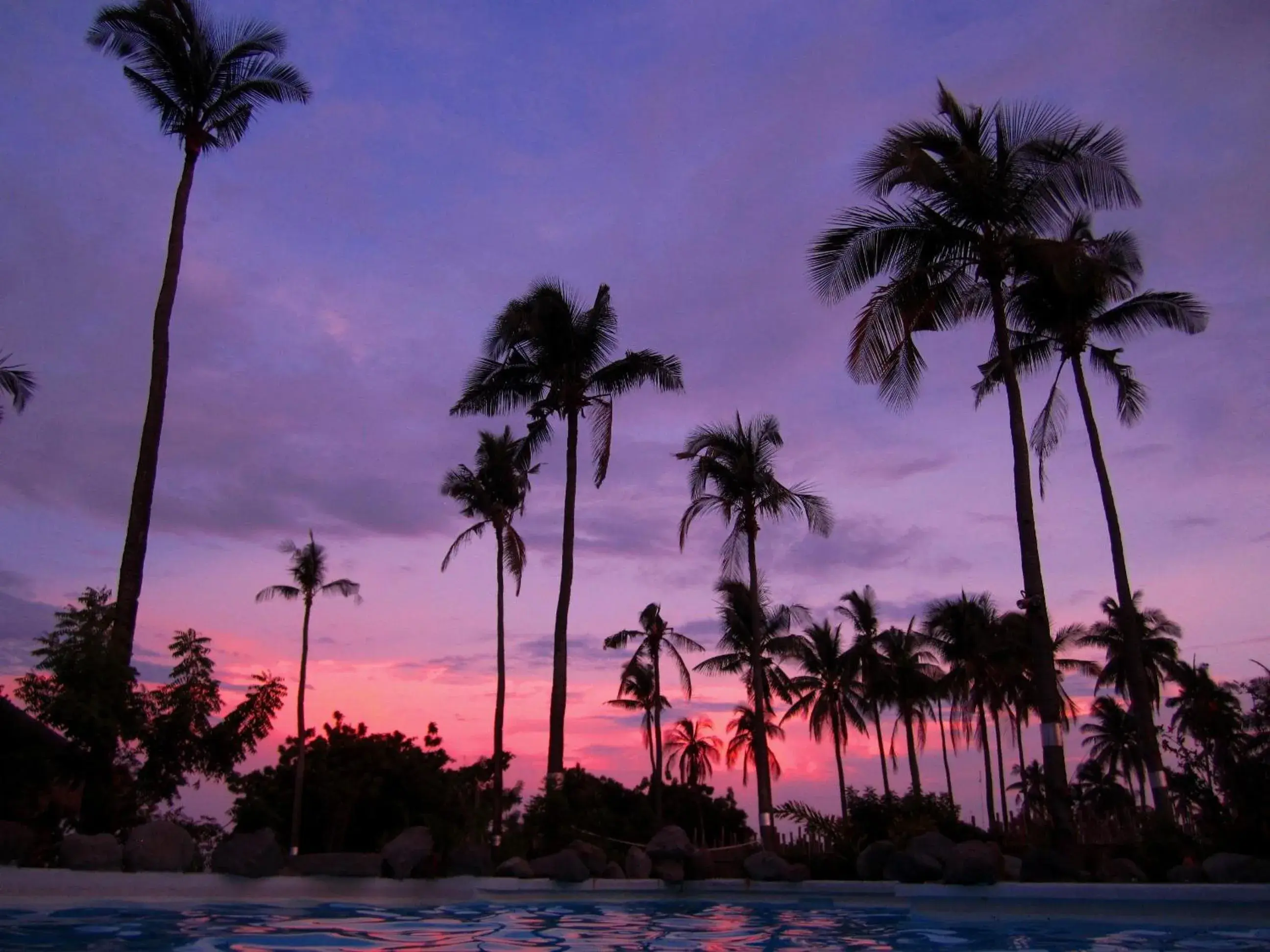 Sunset, Sunrise/Sunset in Liquid Dive Resort