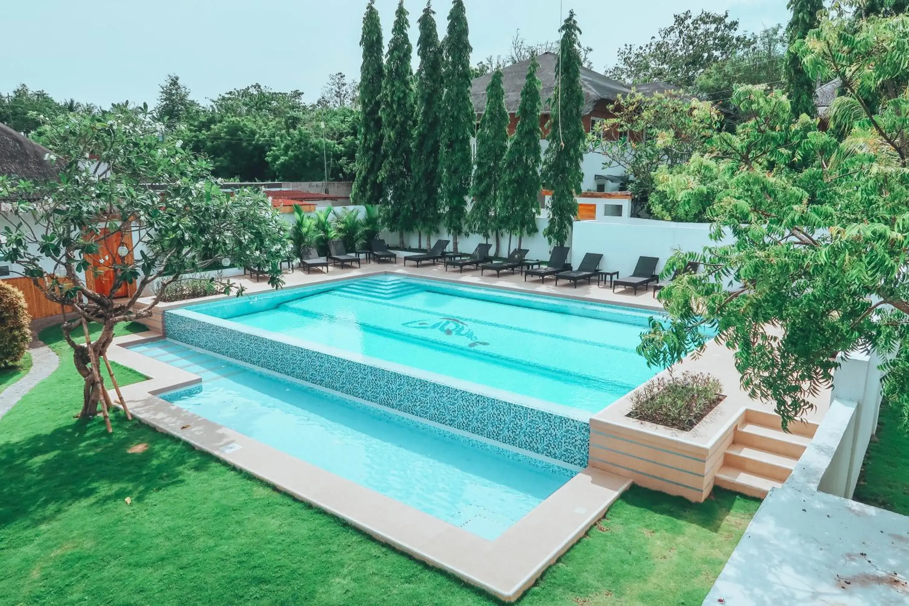 Swimming Pool in Liquid Dive Resort