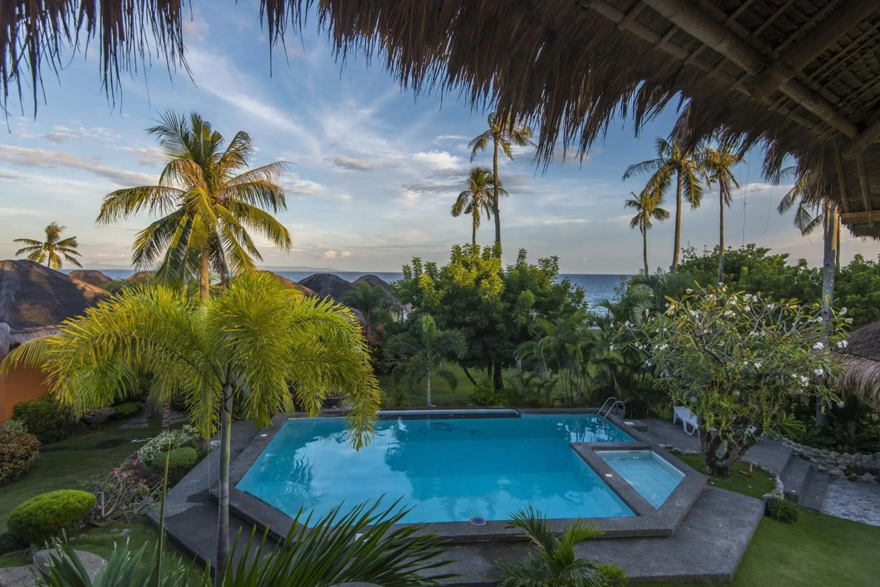 Swimming Pool in Liquid Dive Resort