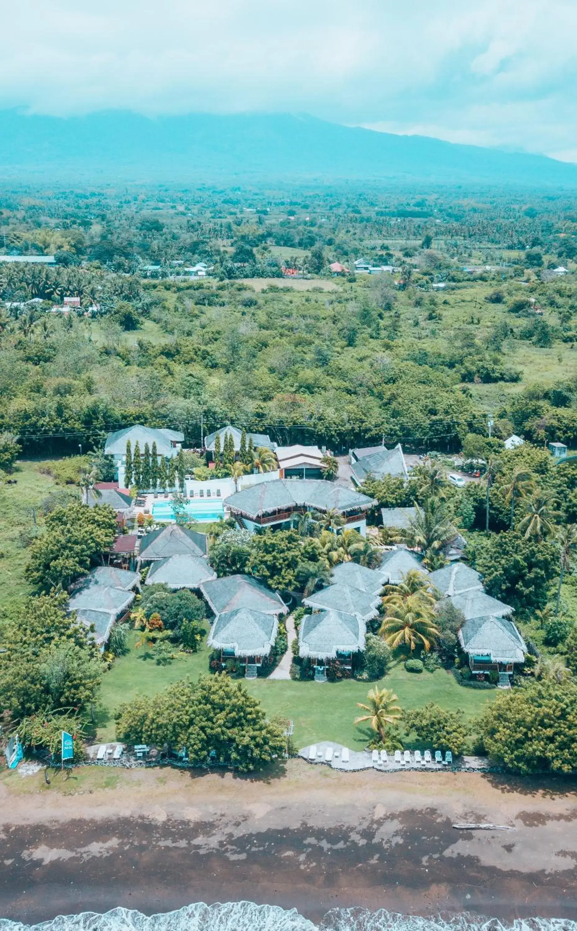 Bird's eye view, Bird's-eye View in Liquid Dive Resort