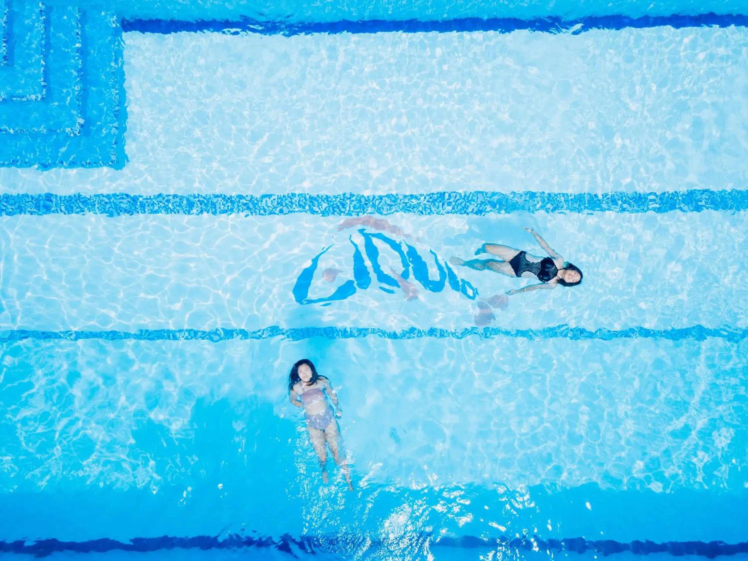 Swimming pool in Liquid Dive Resort