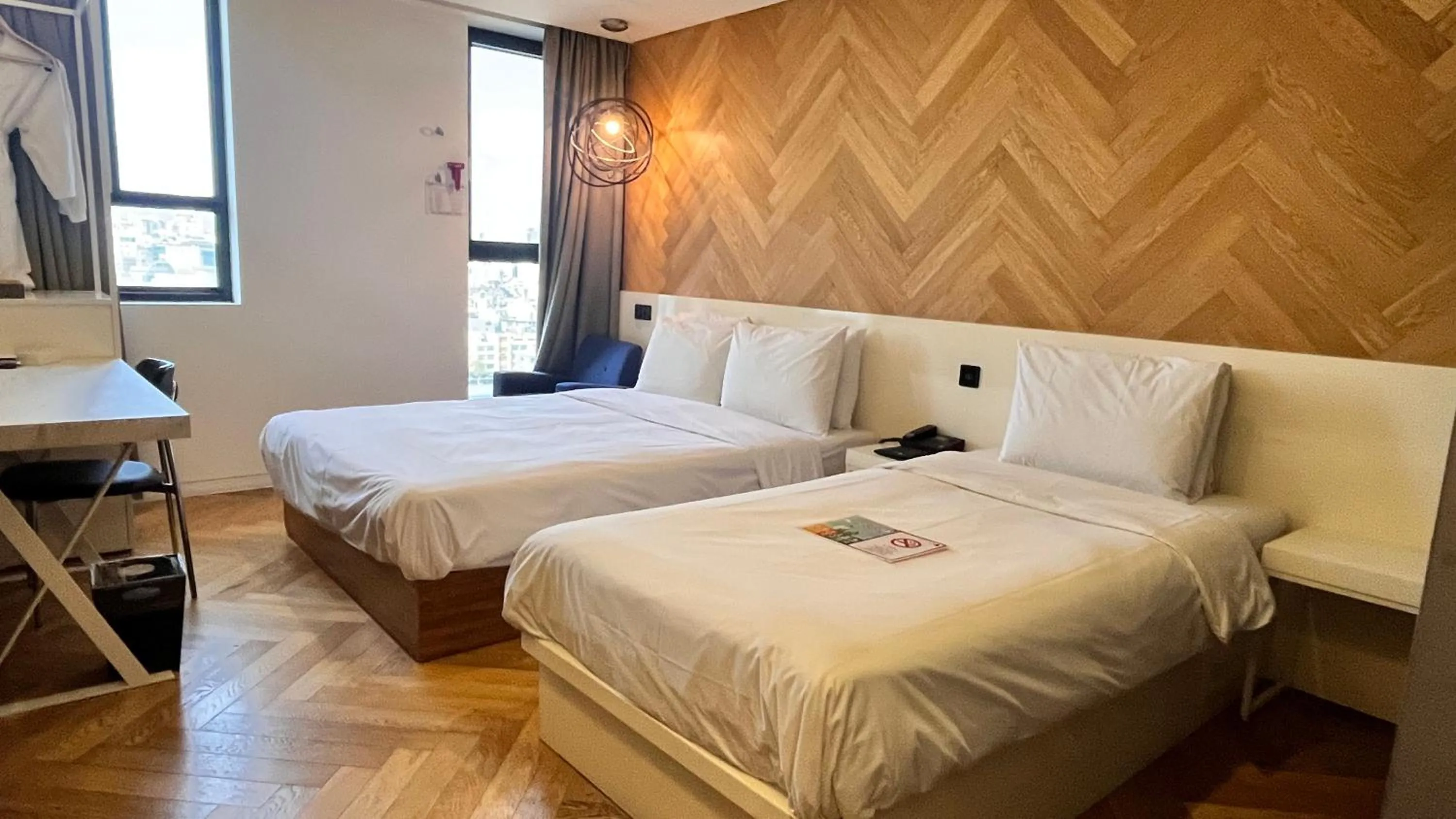 Bedroom, Bed in Hotel The Designers LYJ Gangnam Premier