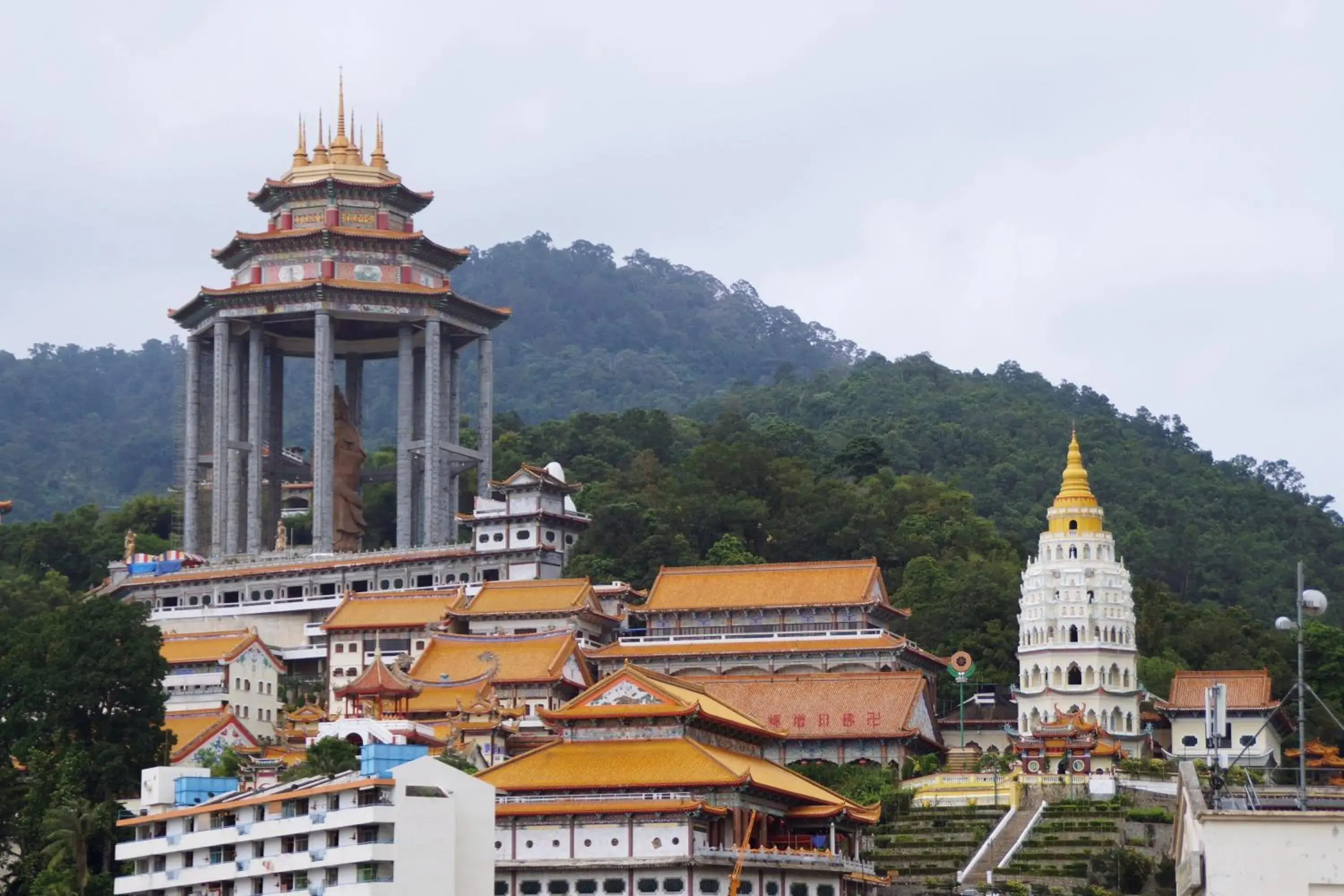 Landmark view in Good Luck Inn Landmark view in Good Luck Inn