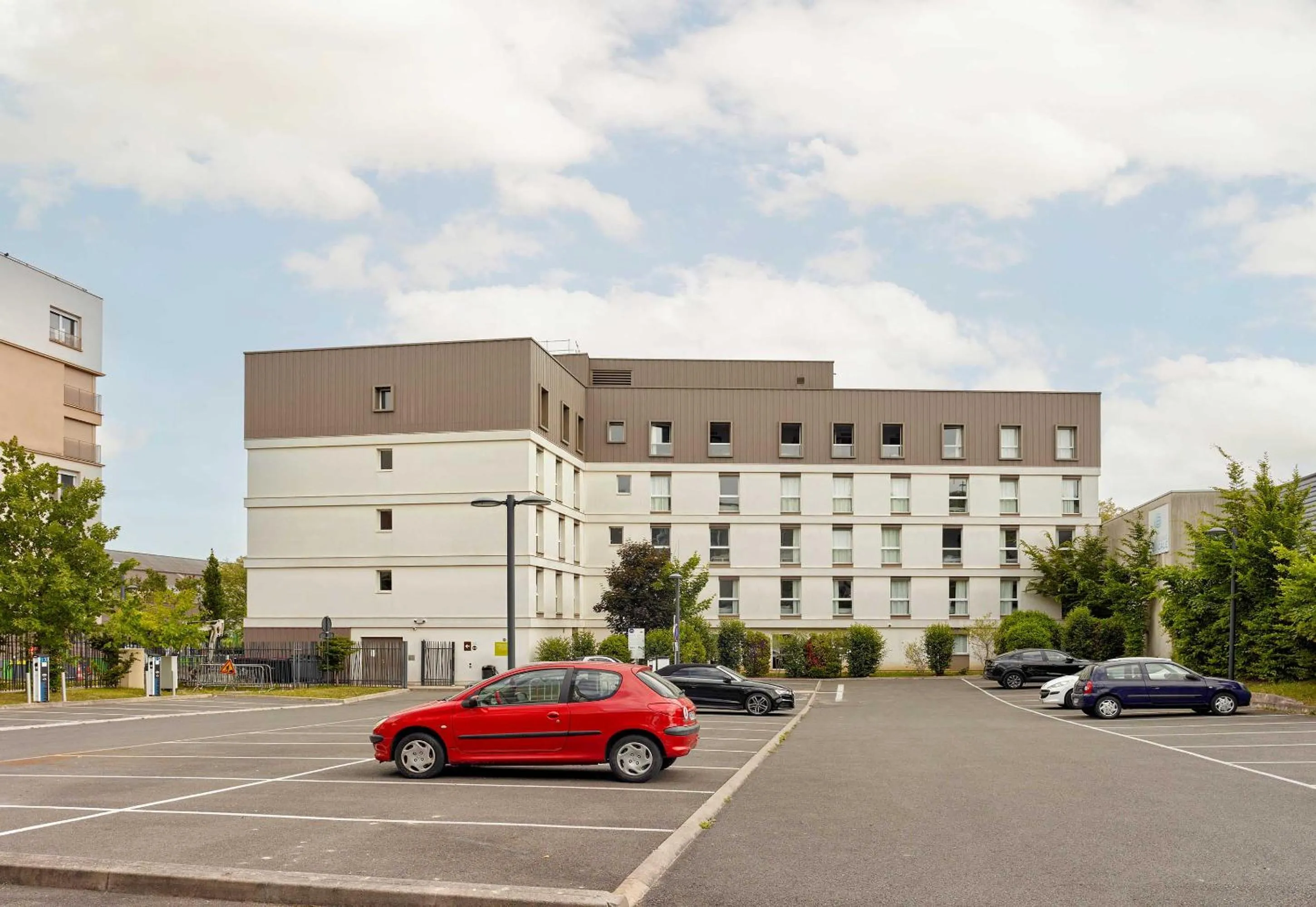 Property building in B&B HOTEL Paris Romainville Noisy-le-Sec