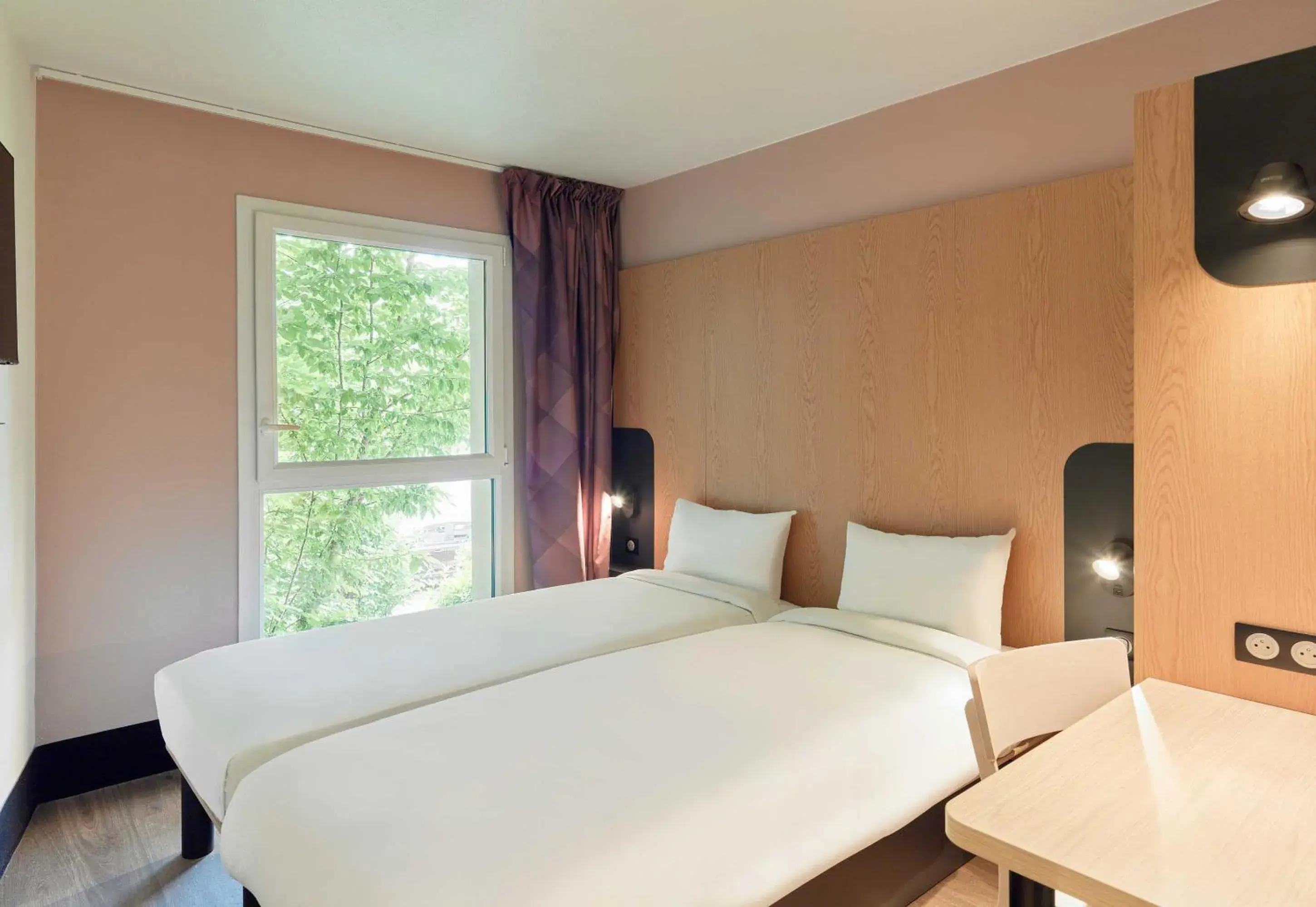 Twin Room in B&B HOTEL Paris Romainville Noisy-le-Sec Twin Room in B&B HOTEL Paris Romainville Noisy-le-Sec