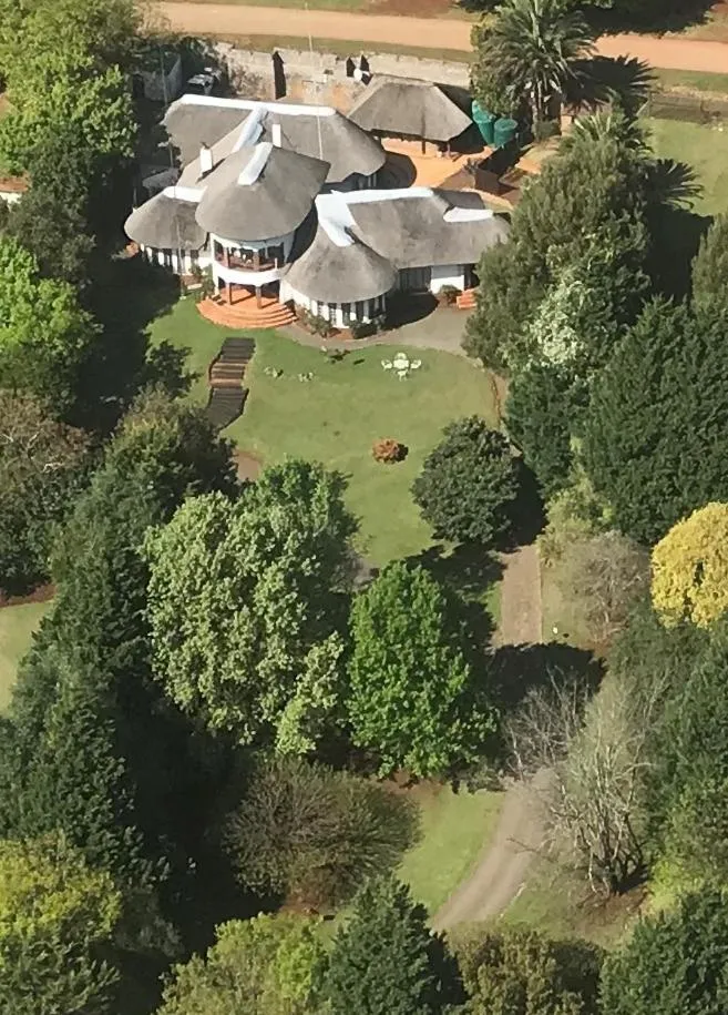 Property building in Maclear Manor