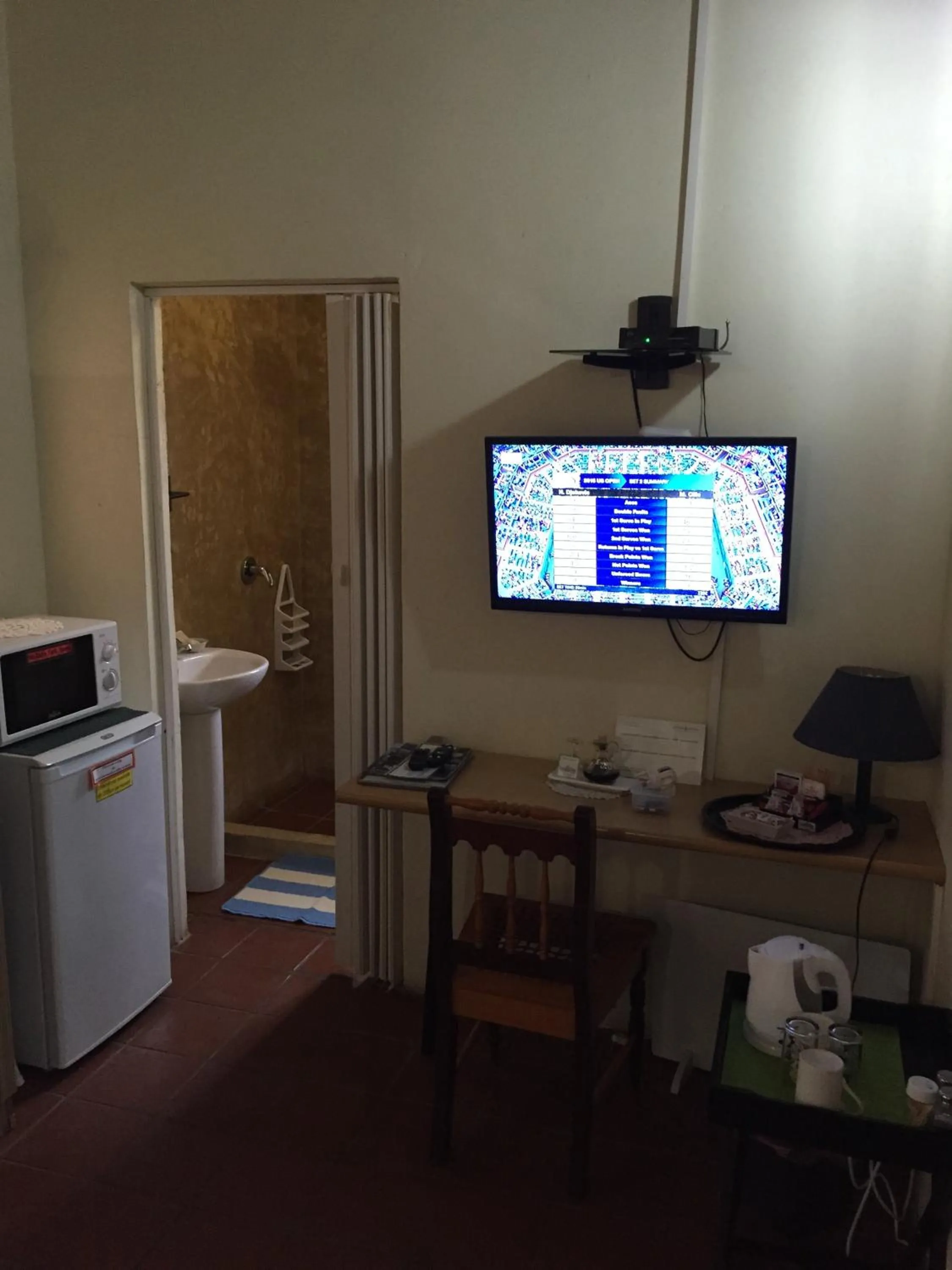 Bedroom in Maclear Manor