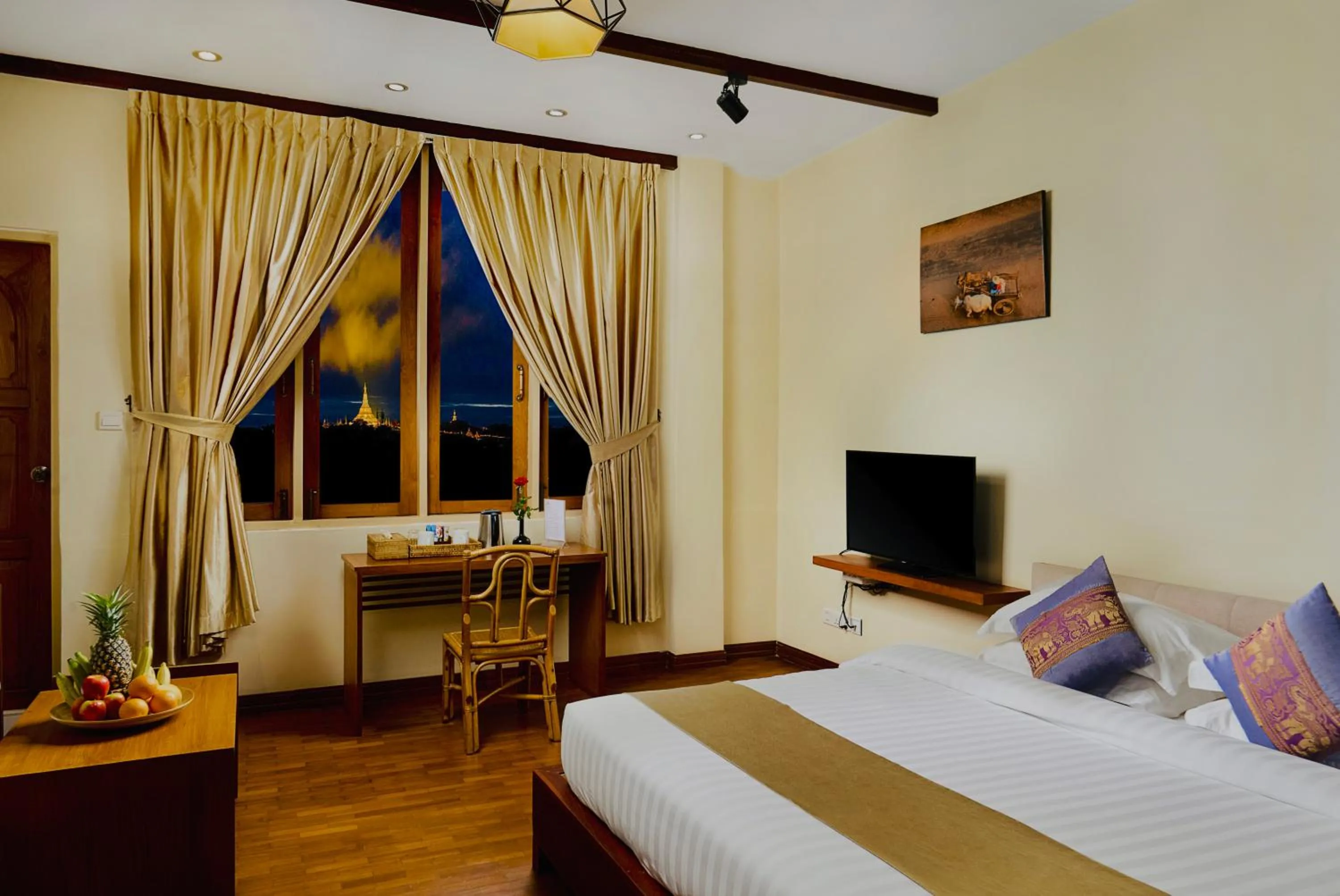 Bedroom in Ambassador Hill