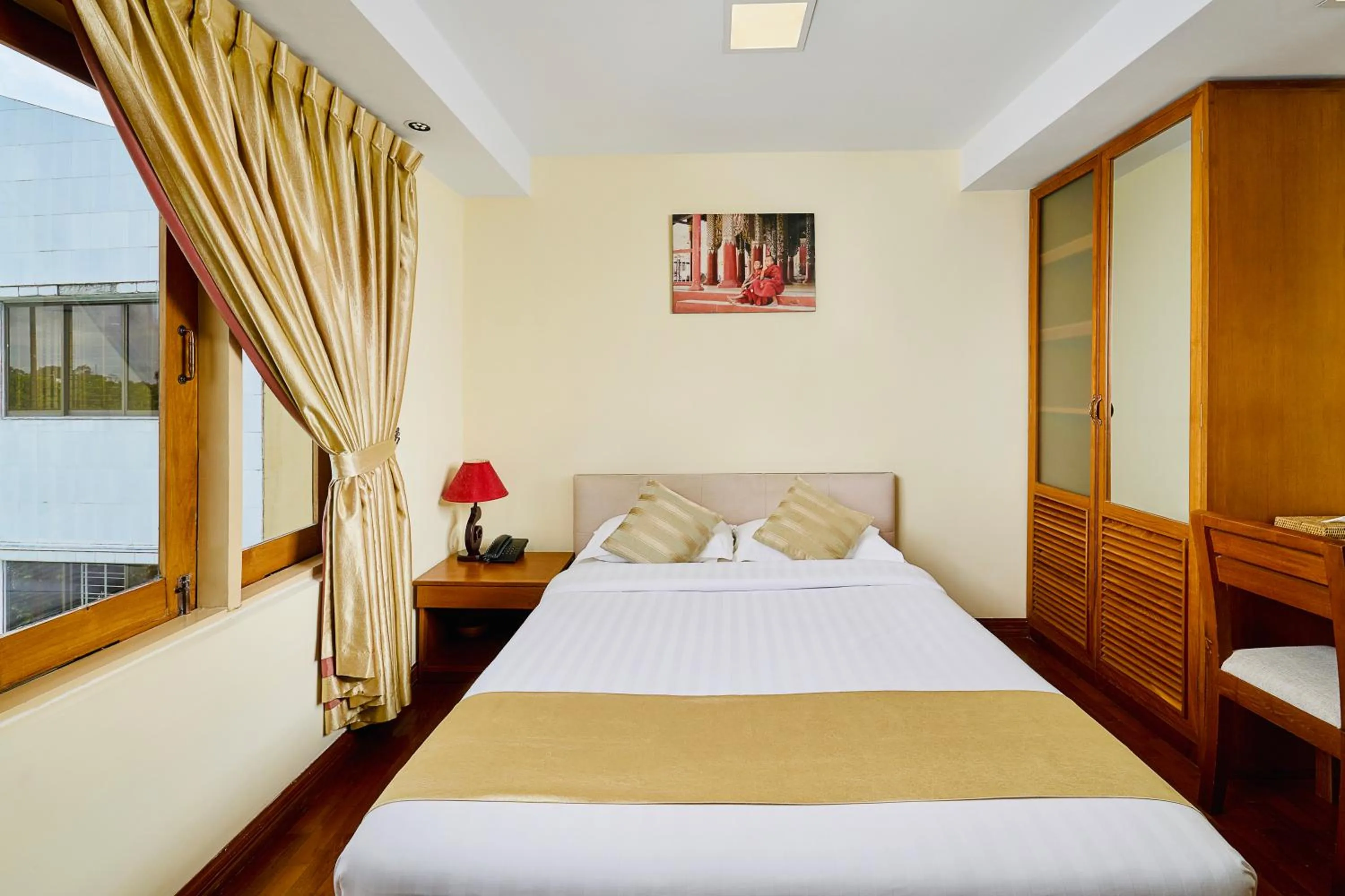 Bedroom in Ambassador Hill