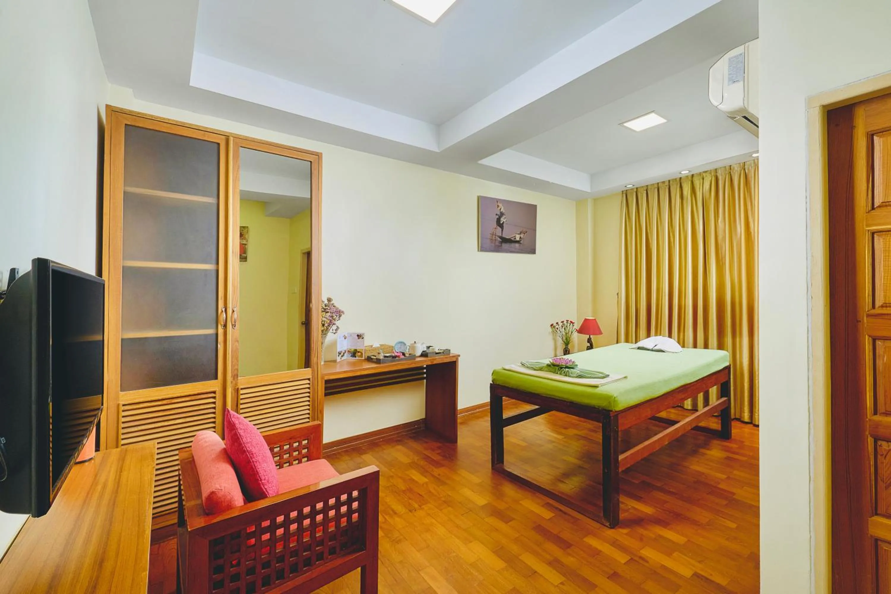 Spa and wellness centre/facilities in Ambassador Hill