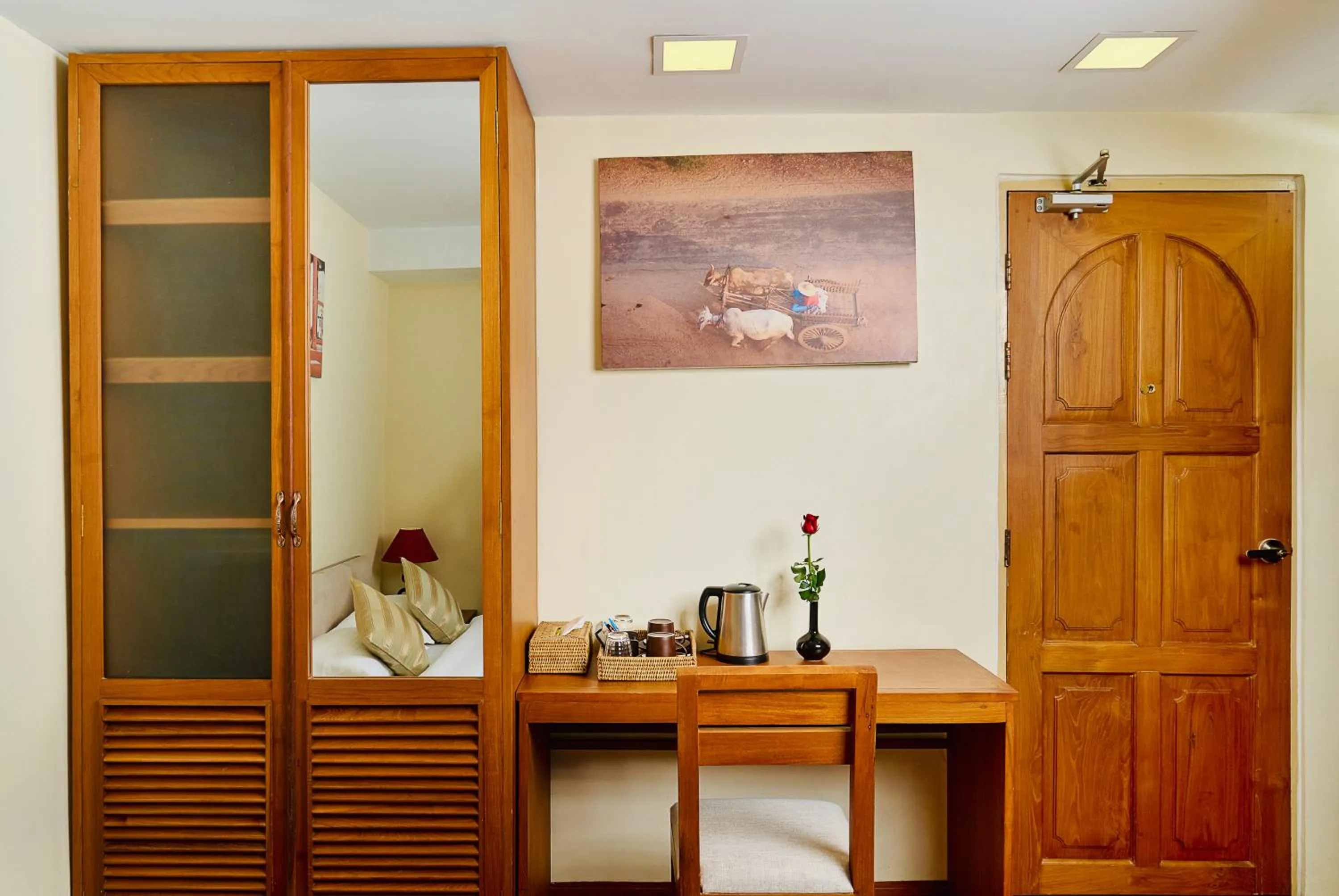 wardrobe in Ambassador Hill