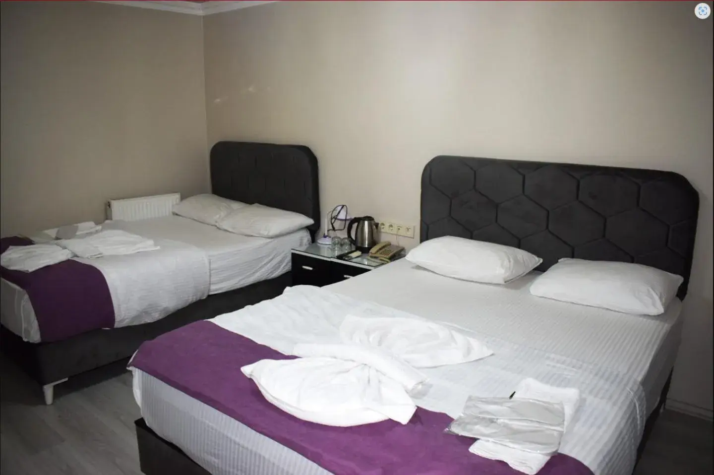 Triple Room with Private Bathroom in Kümbet Hotel Triple Room with Private Bathroom in Kümbet Hotel