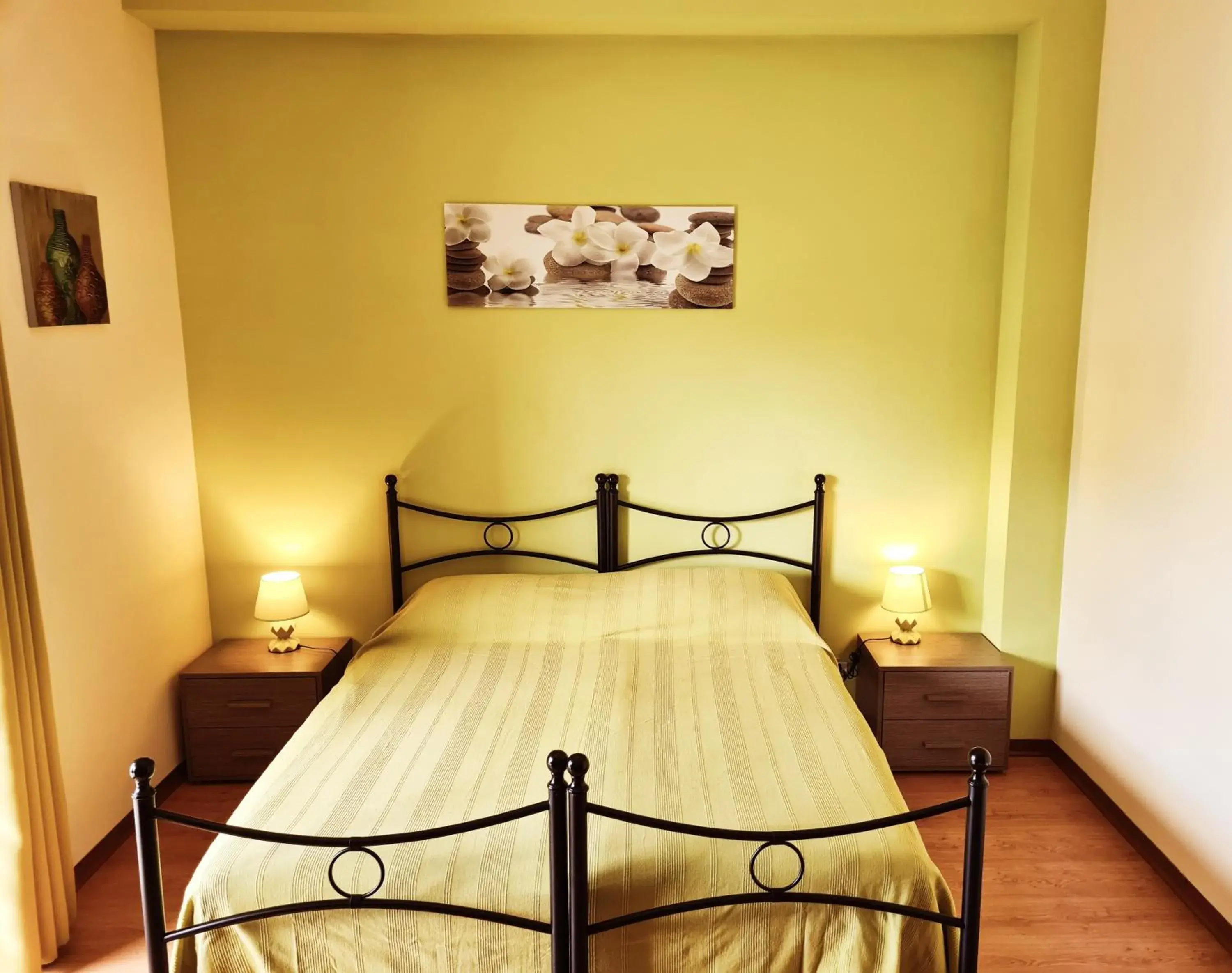 Double Room with Private External Bathroom in Affittacamere Il Terrazzo Di Archimede Double Room with Private External Bathroom in Affittacamere Il Terrazzo Di Archimede