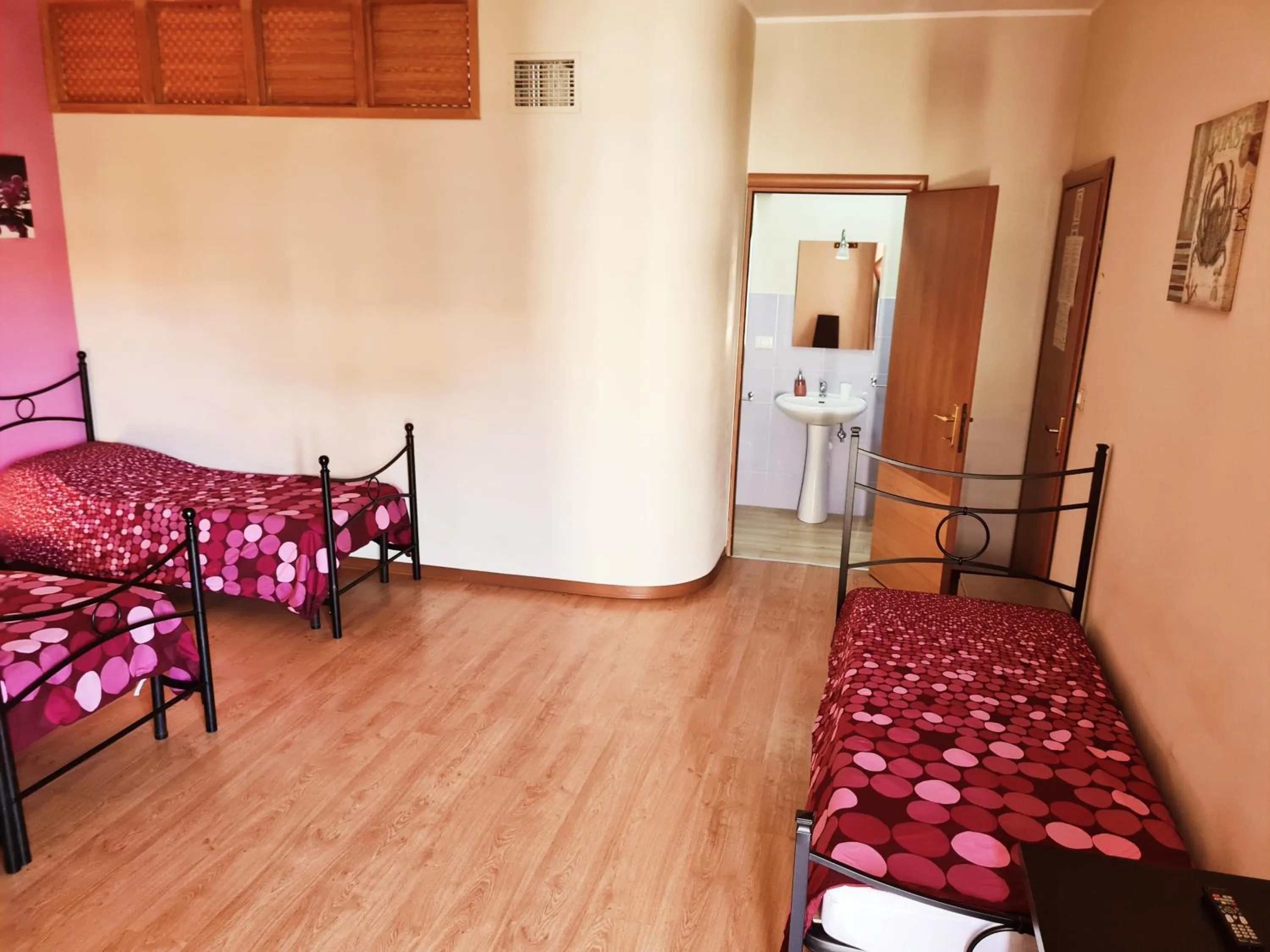 Photo of the whole room, Bed in Affittacamere Il Terrazzo Di Archimede