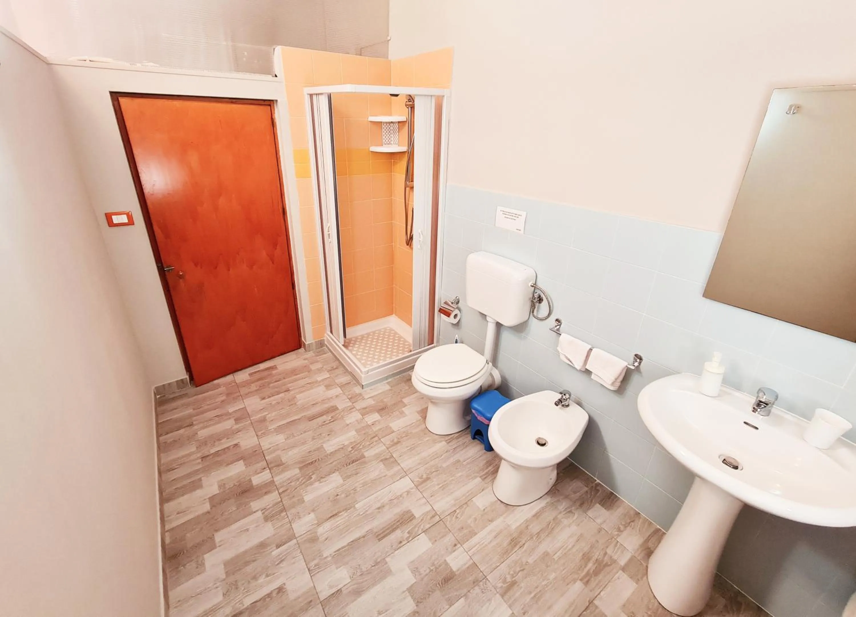 Bathroom in Affittacamere Il Terrazzo Di Archimede