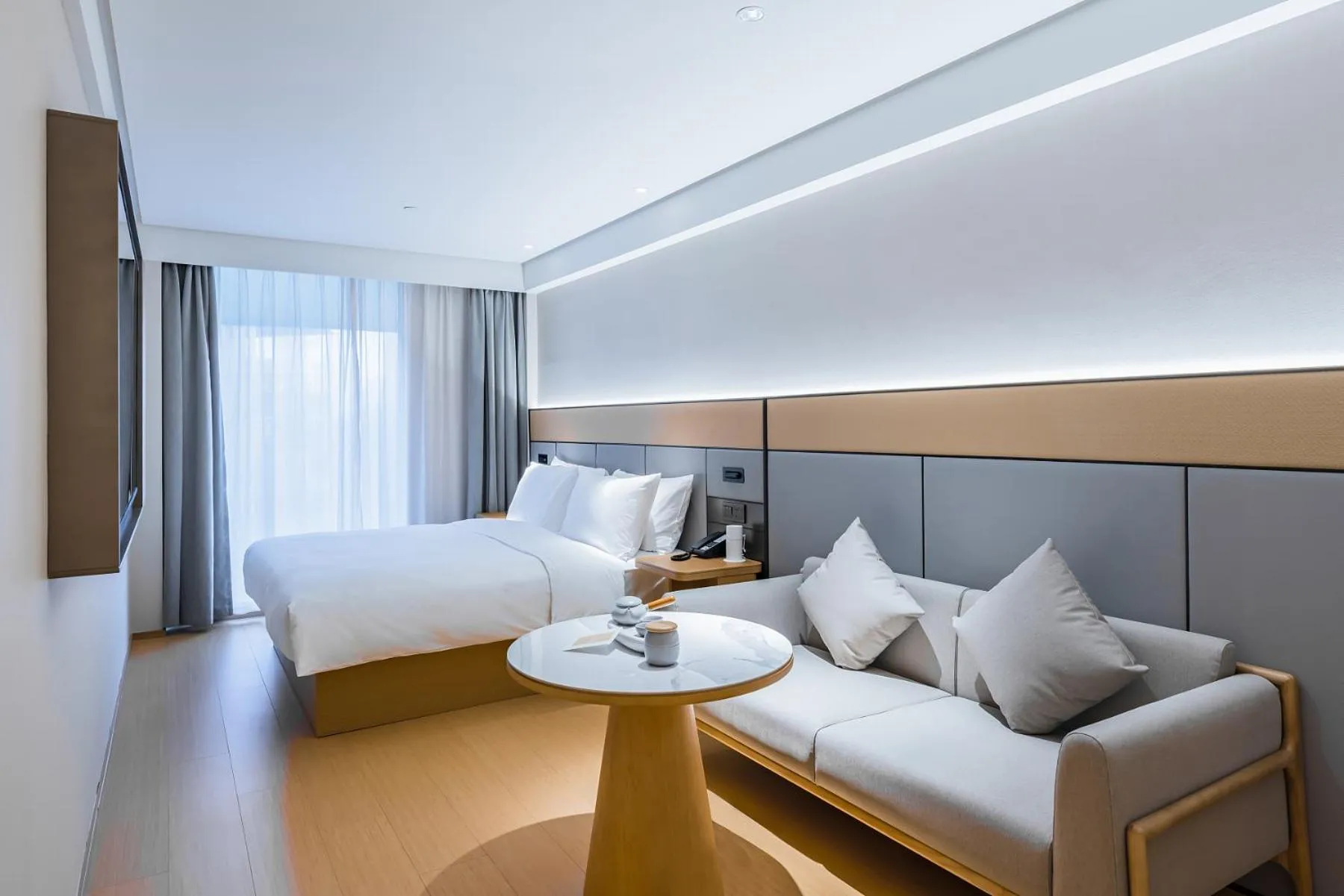 JI Hotel Shanghai Lujiazui World Plaza
