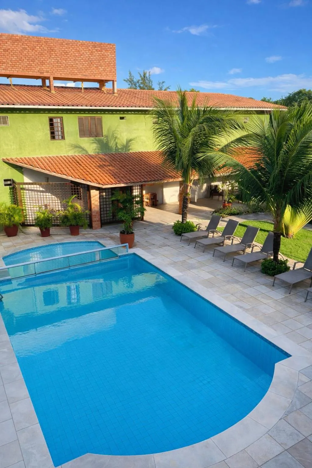 Property building in Pousada Porto Mar