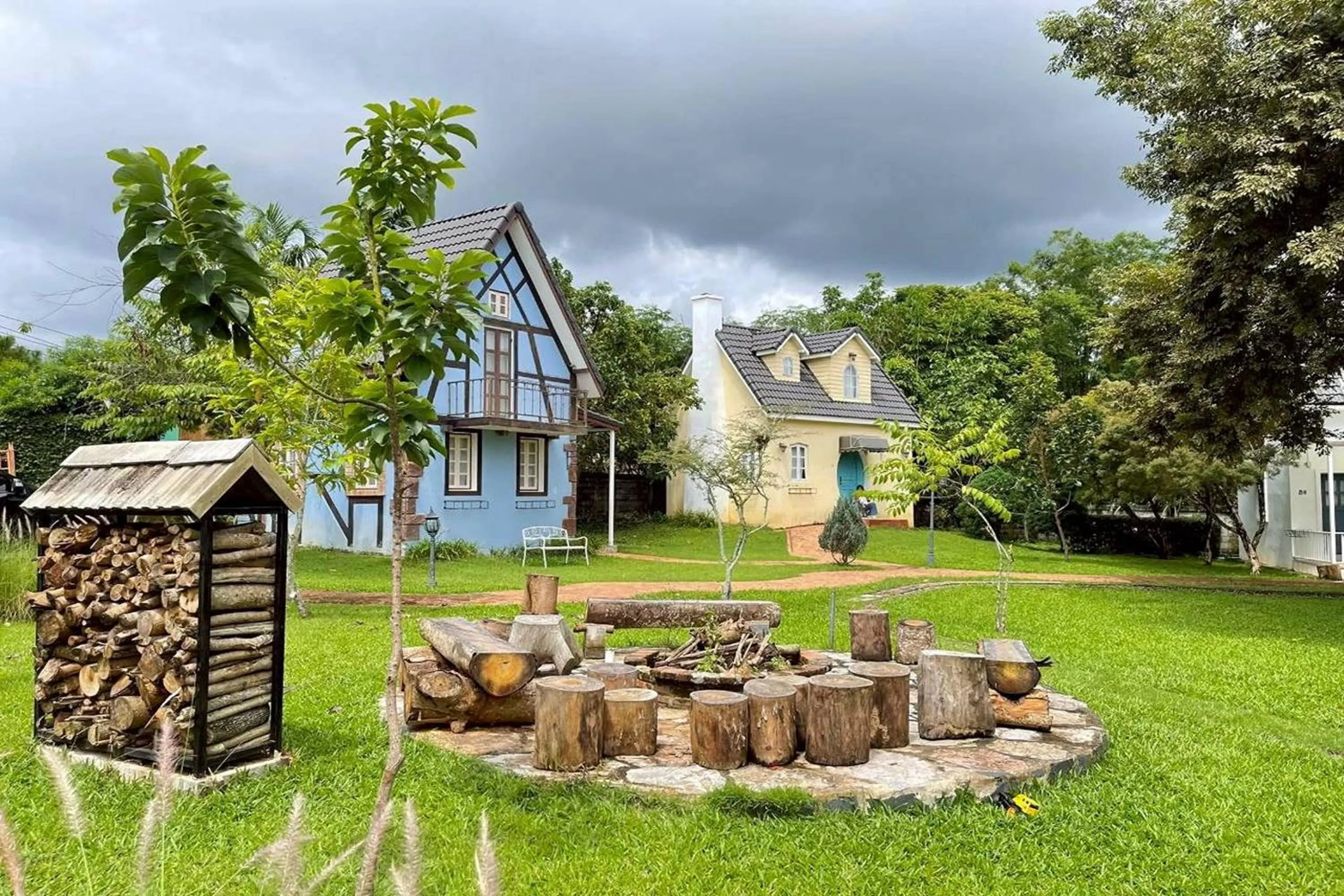 Property building in Doi Tung View Resort