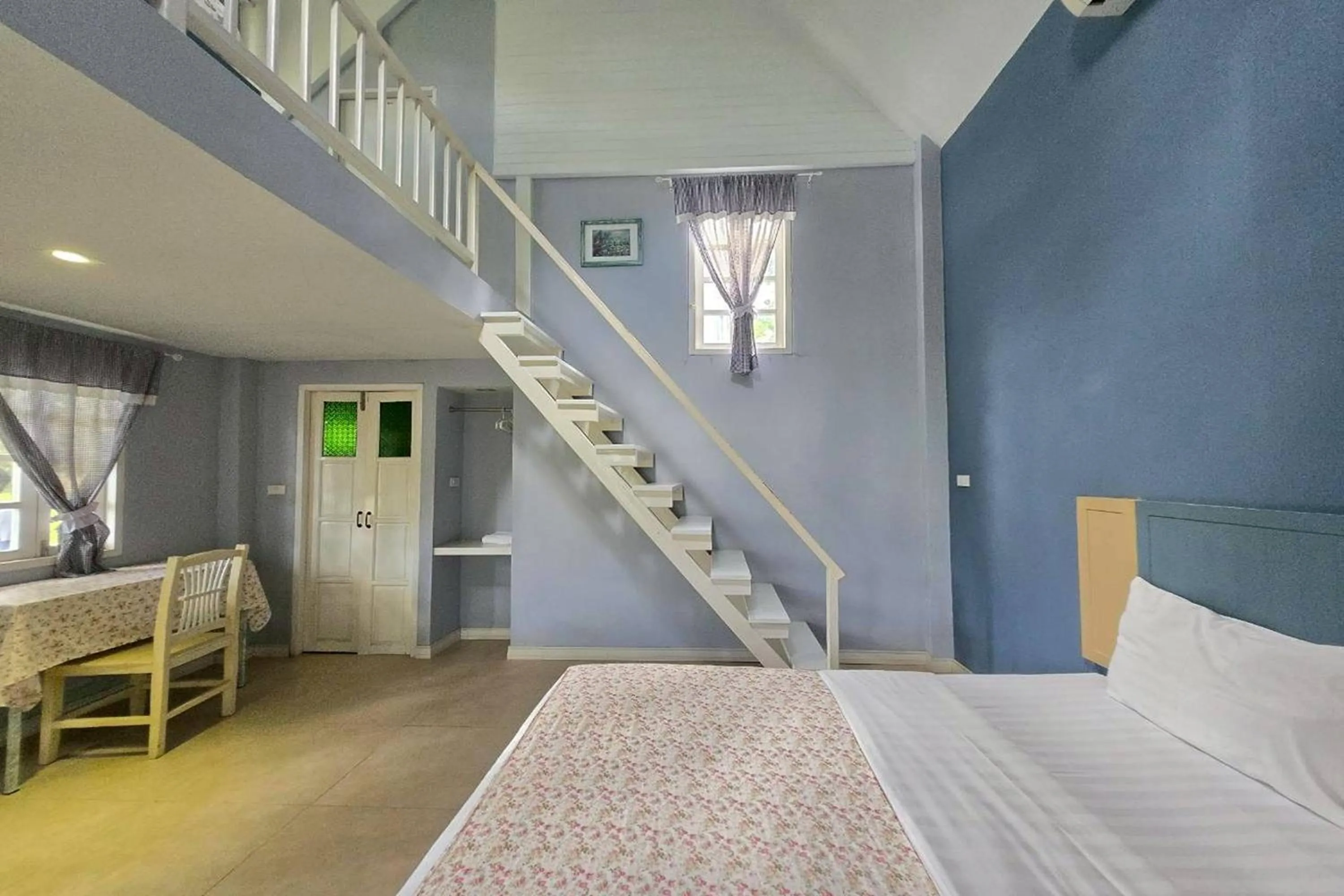 Bed in Doi Tung View Resort