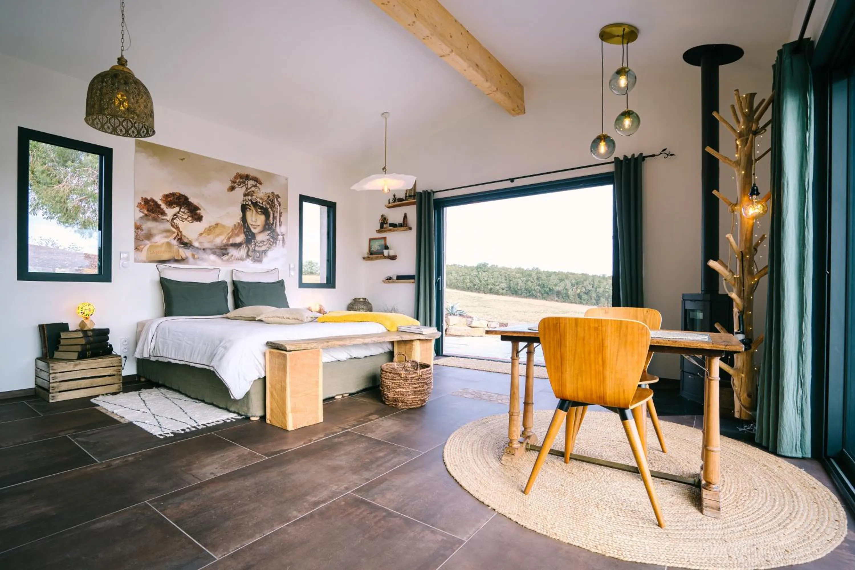 Photo of the whole room in La Grande Oasis - Logements Atypiques