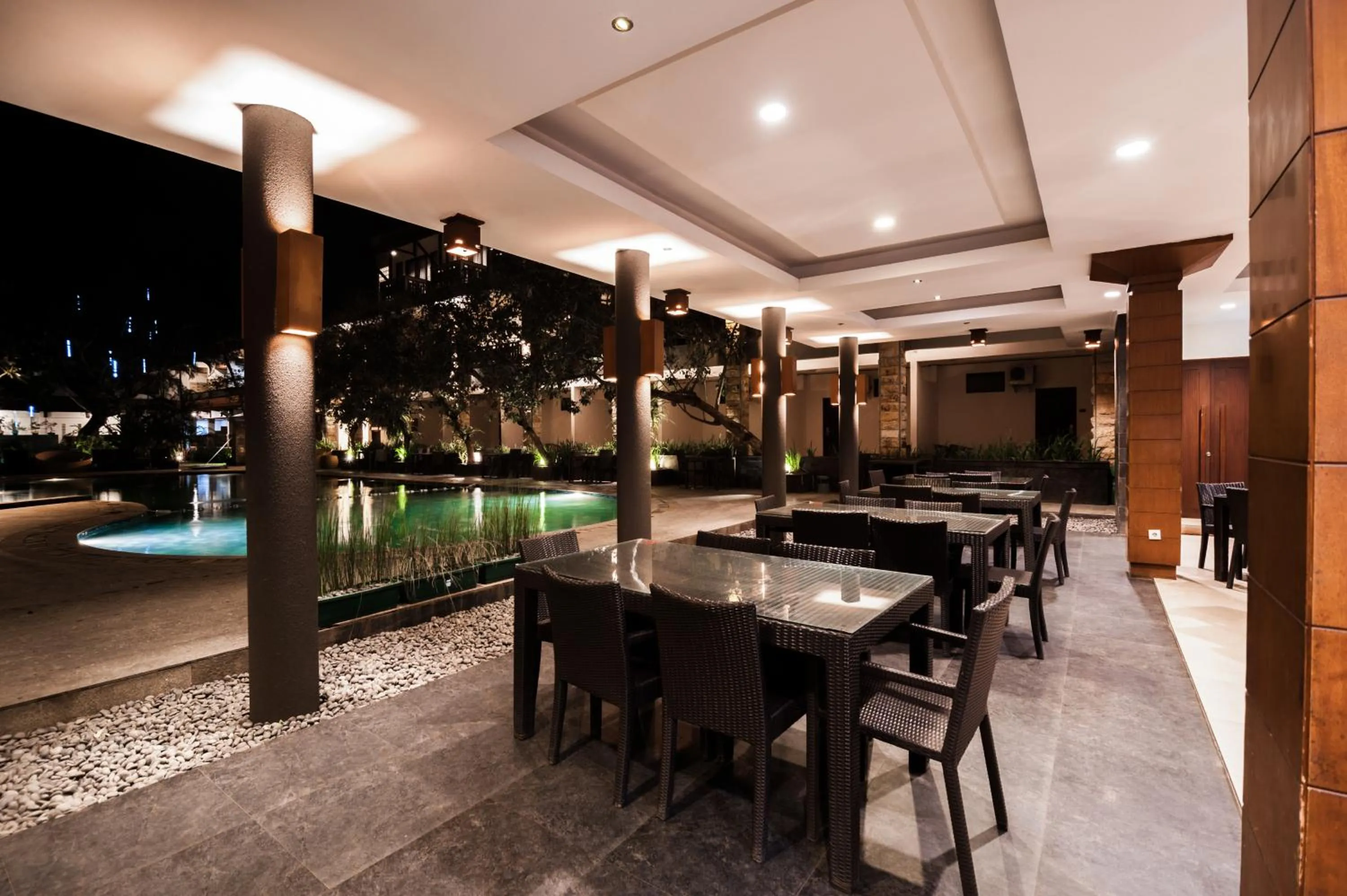 Surya Kencana Seaside Hotel