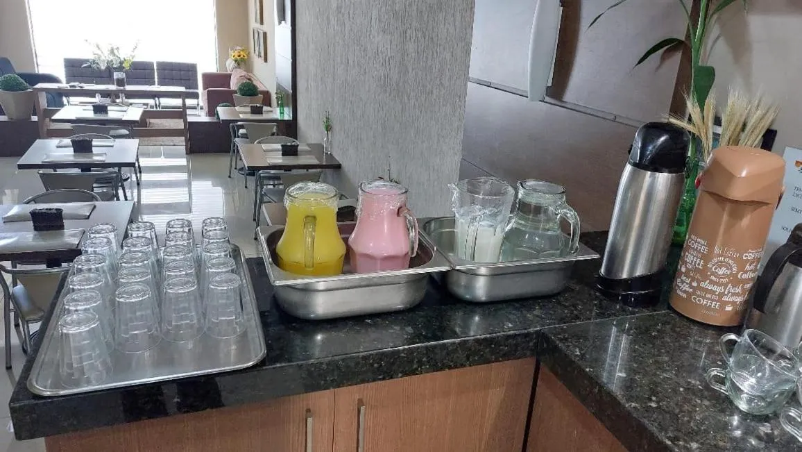 Hotel Sol By MRHotelaria