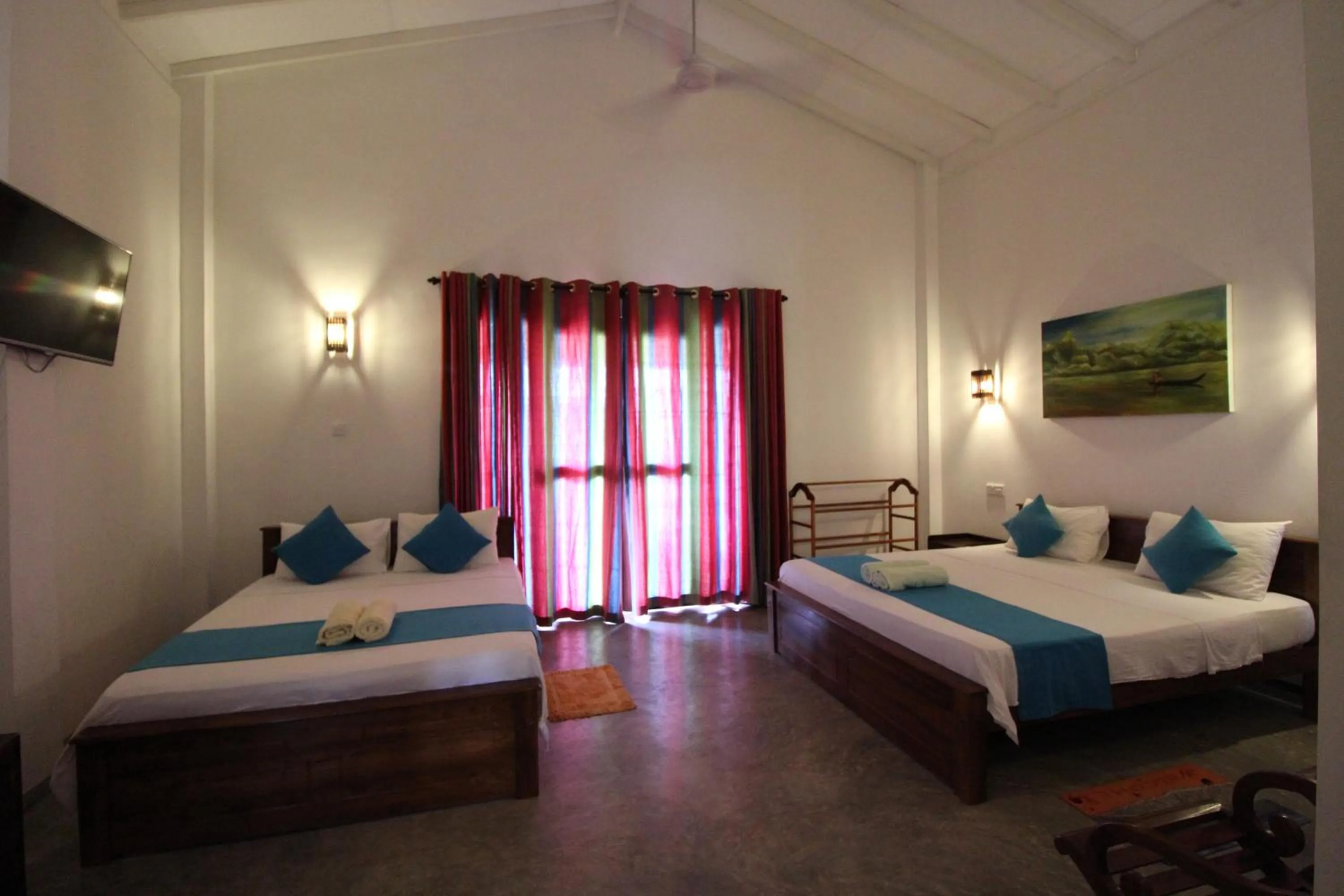 Photo of the whole room, Bed in Santori Unawatuna