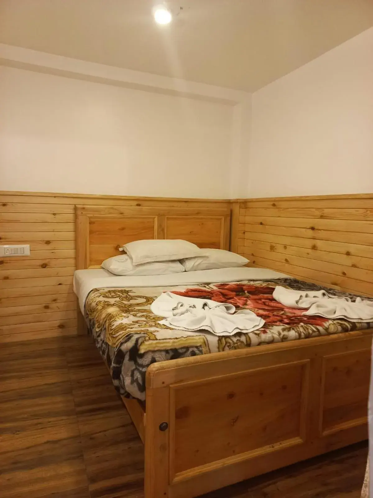 Bed in Lilly's Valley Resort Bed in Lilly's Valley Resort