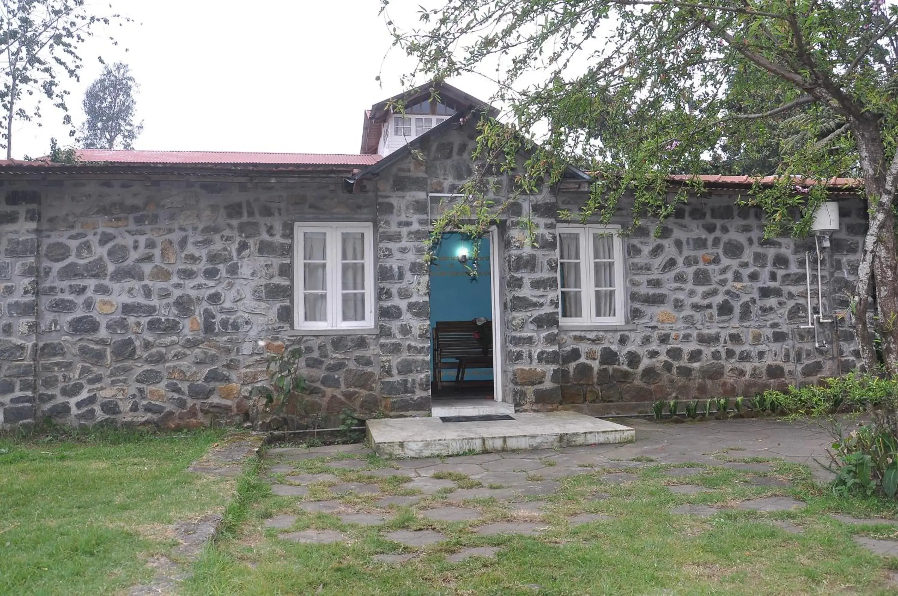 Property building in Lilly's Valley Resort Property building in Lilly's Valley Resort