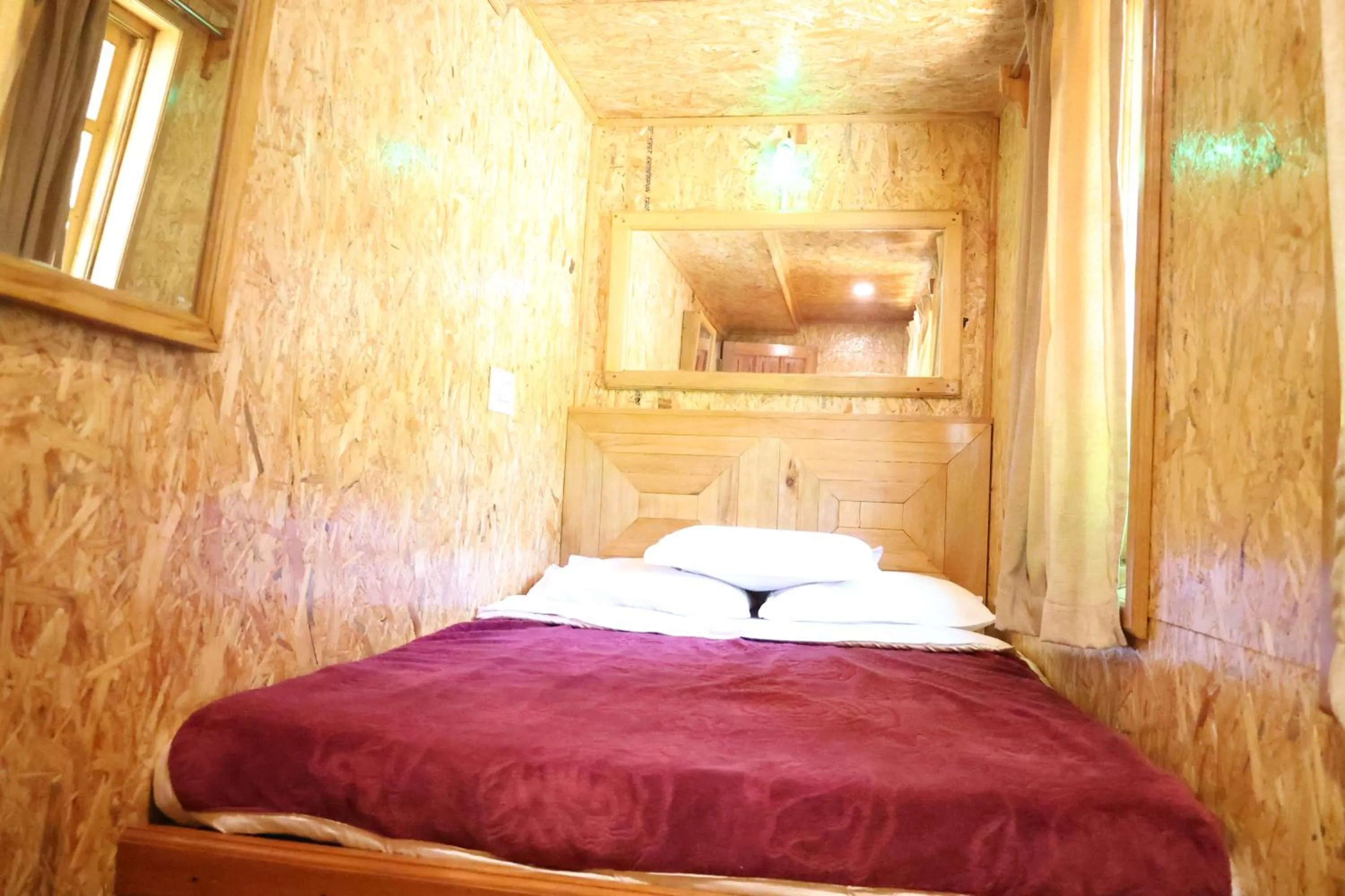 Bed in Lilly's Valley Resort