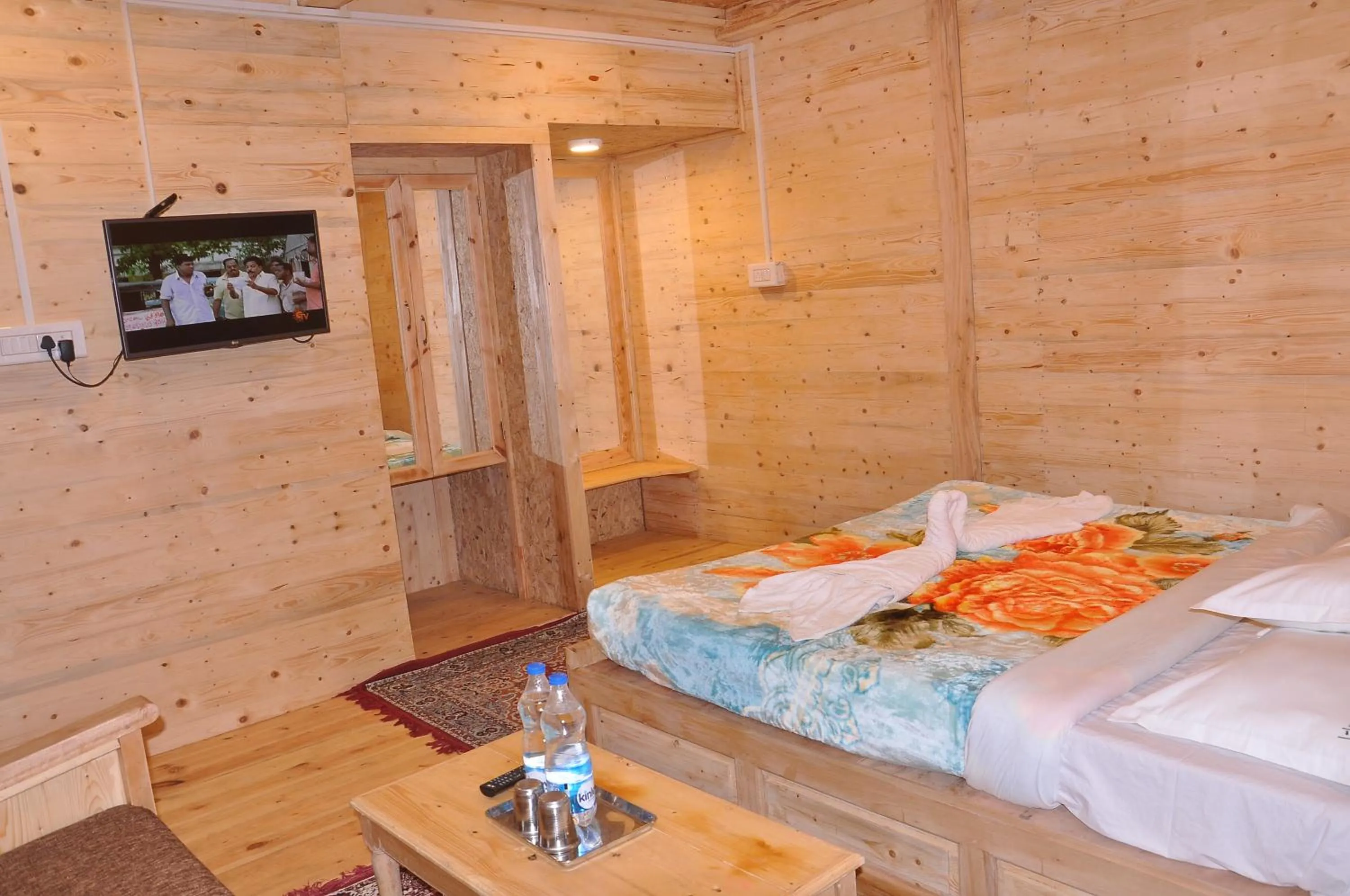 Bed in Lilly's Valley Resort