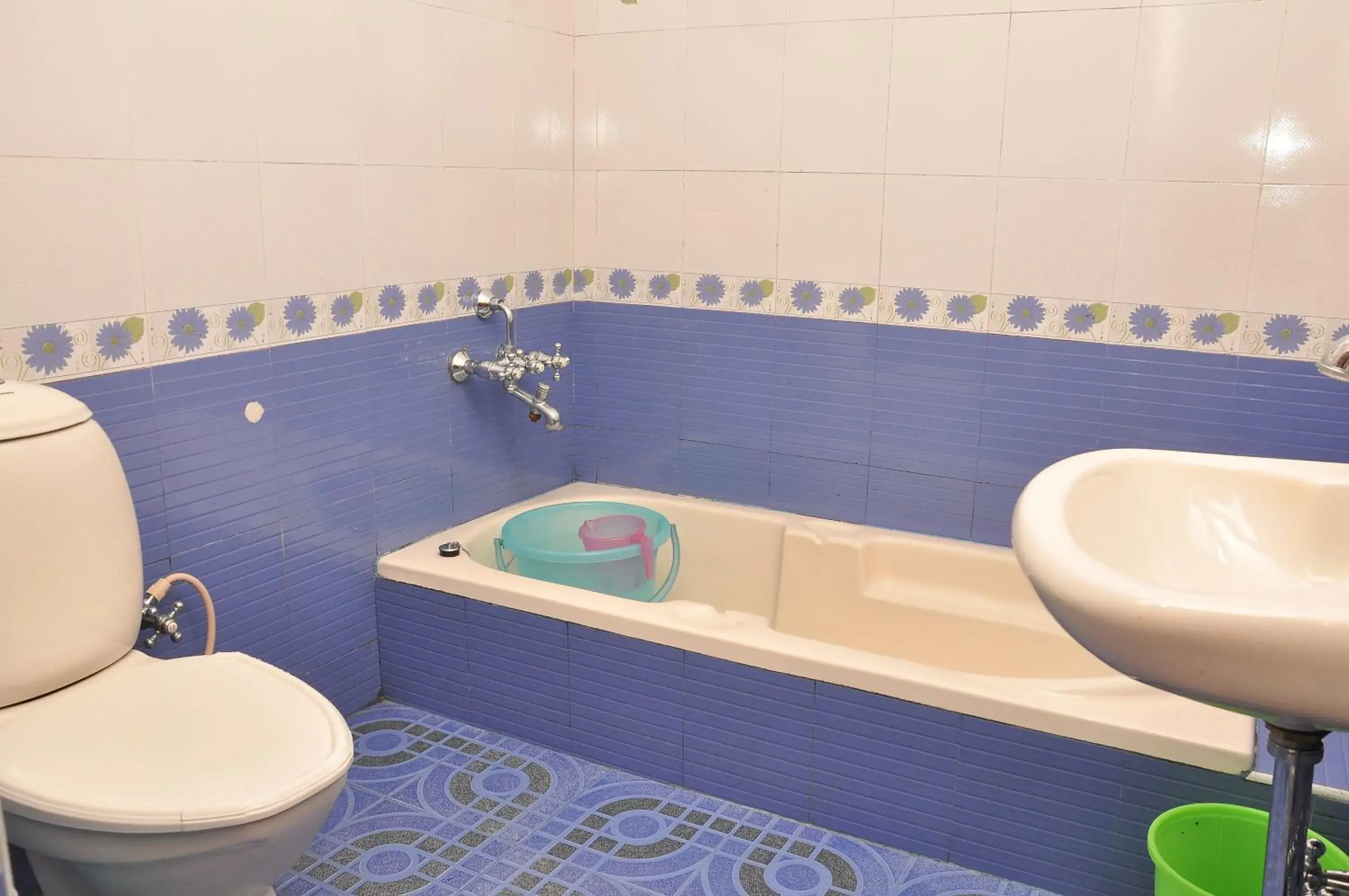 Queen Studio in Lilly's Valley Resort Queen Studio in Lilly's Valley Resort