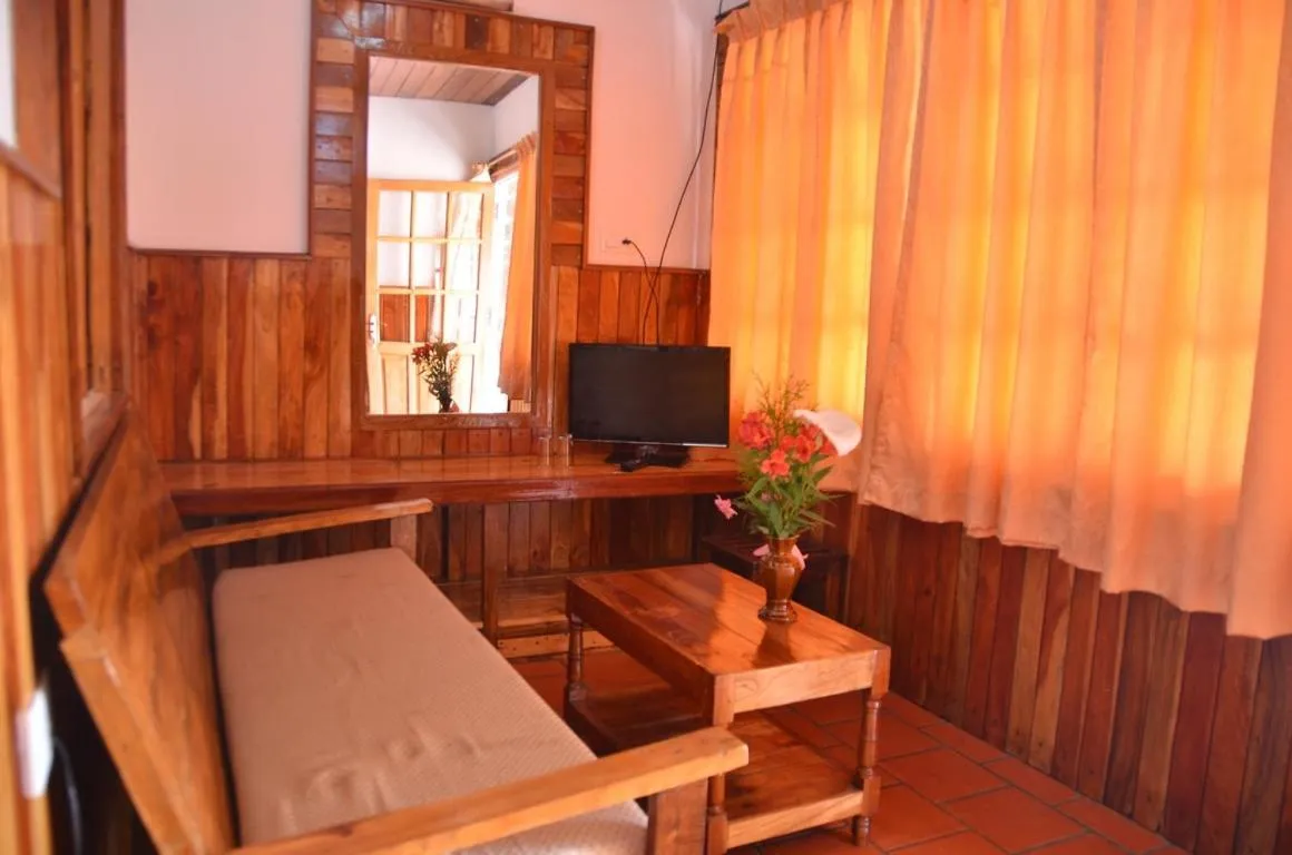 Decorative detail in Lilly's Valley Resort