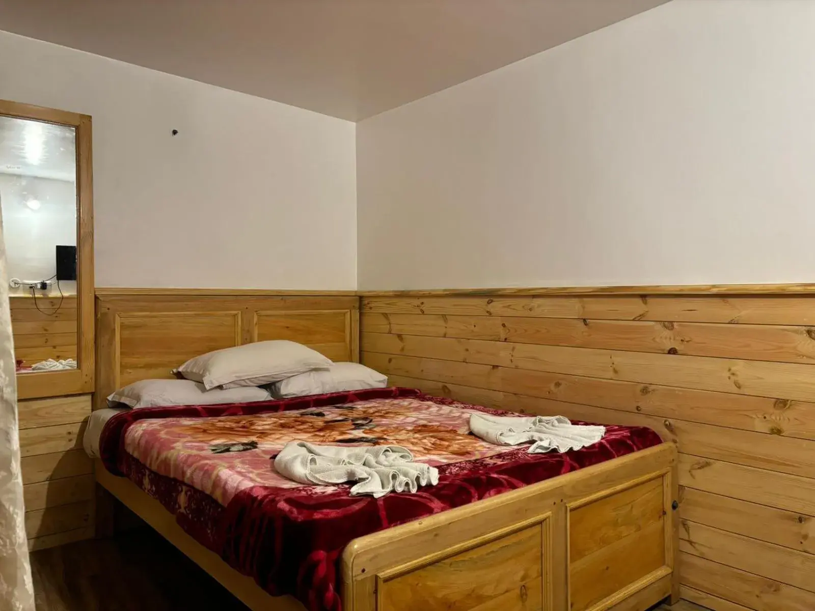 Bed in Lilly's Valley Resort Bed in Lilly's Valley Resort