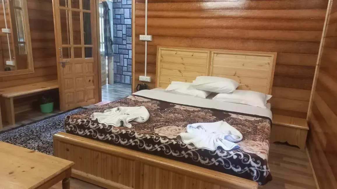 Superior Queen Room with Two Queen Beds in Lilly's Valley Resort Superior Queen Room with Two Queen Beds in Lilly's Valley Resort