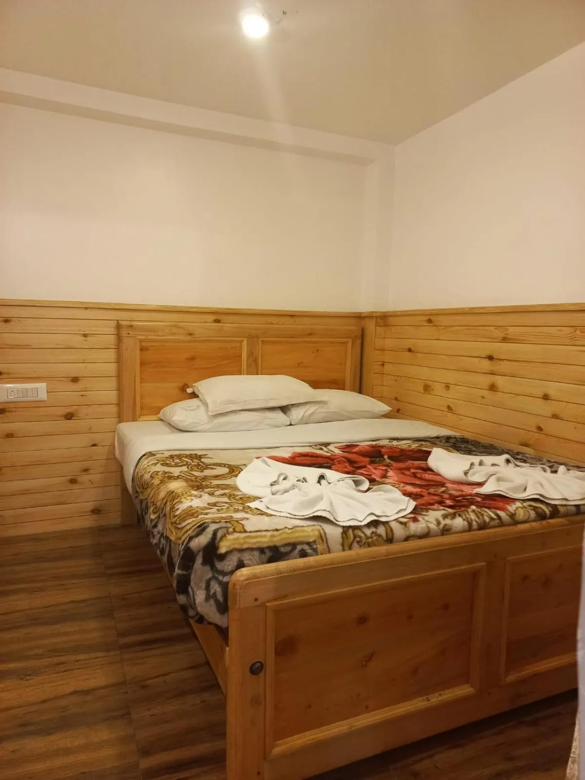 Bed in Lilly's Valley Resort