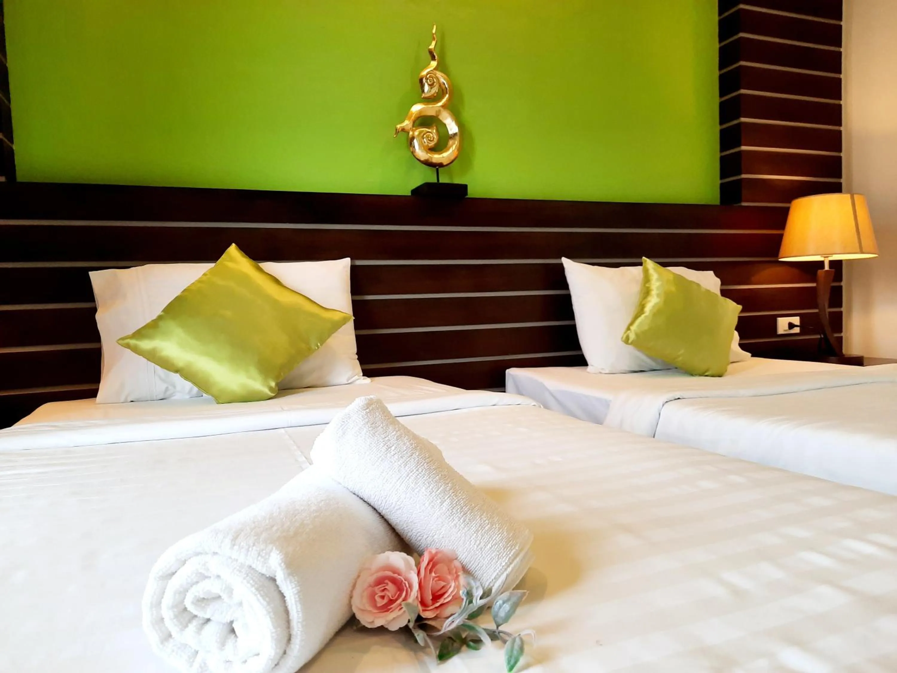 Deluxe Twin Room in Purimas Resortel