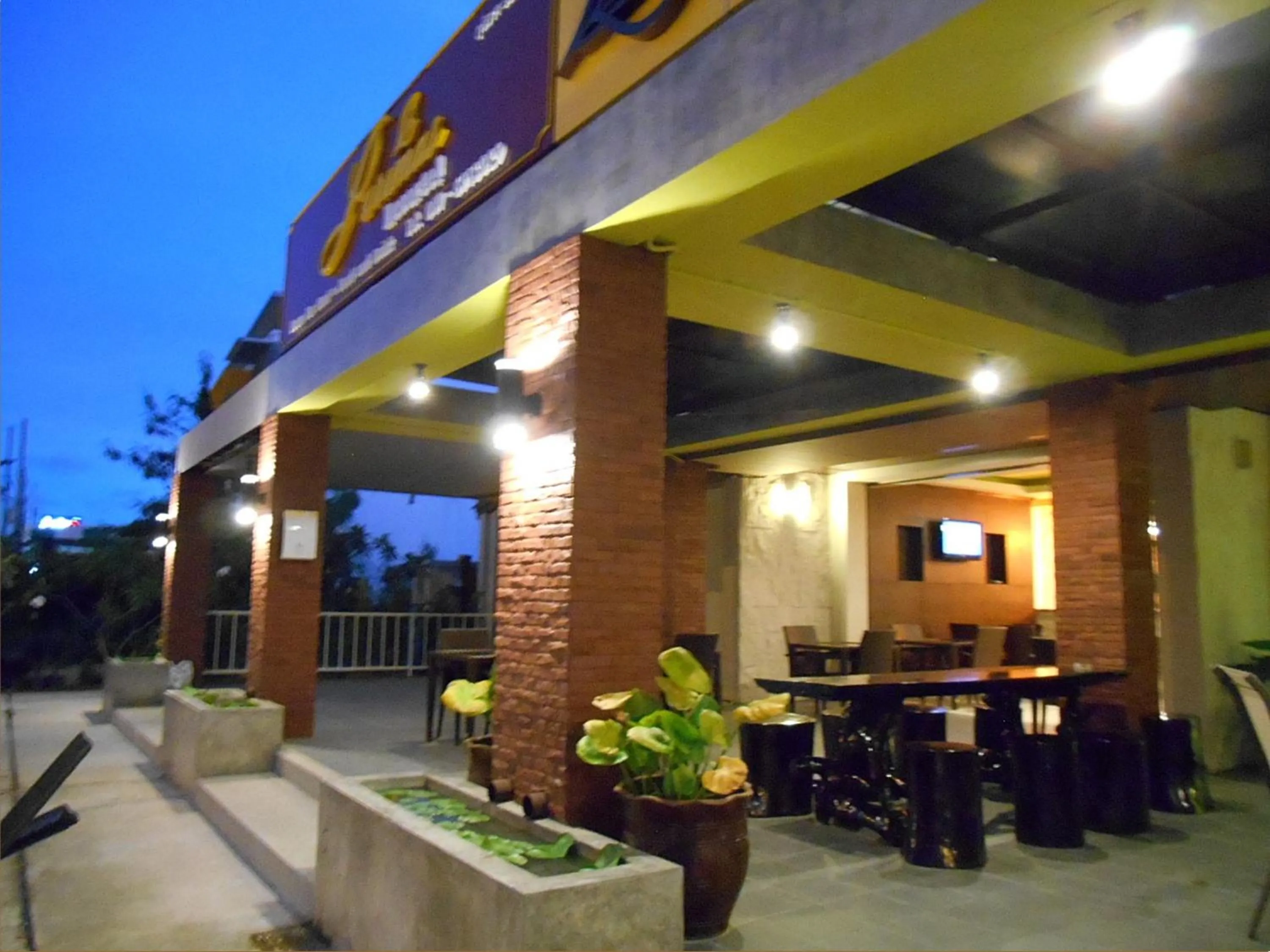 Purimas Resortel