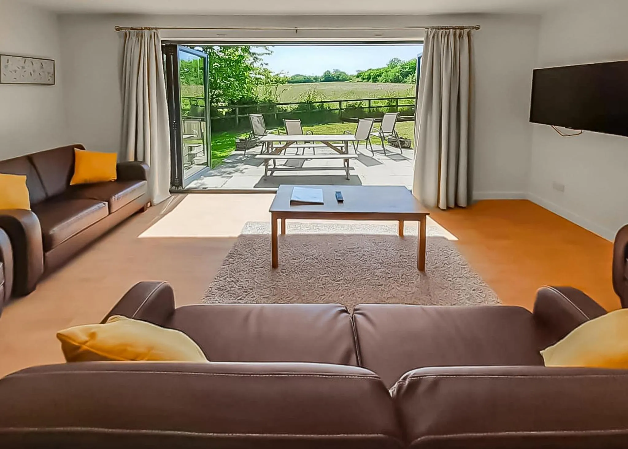 Eastcott Lodges