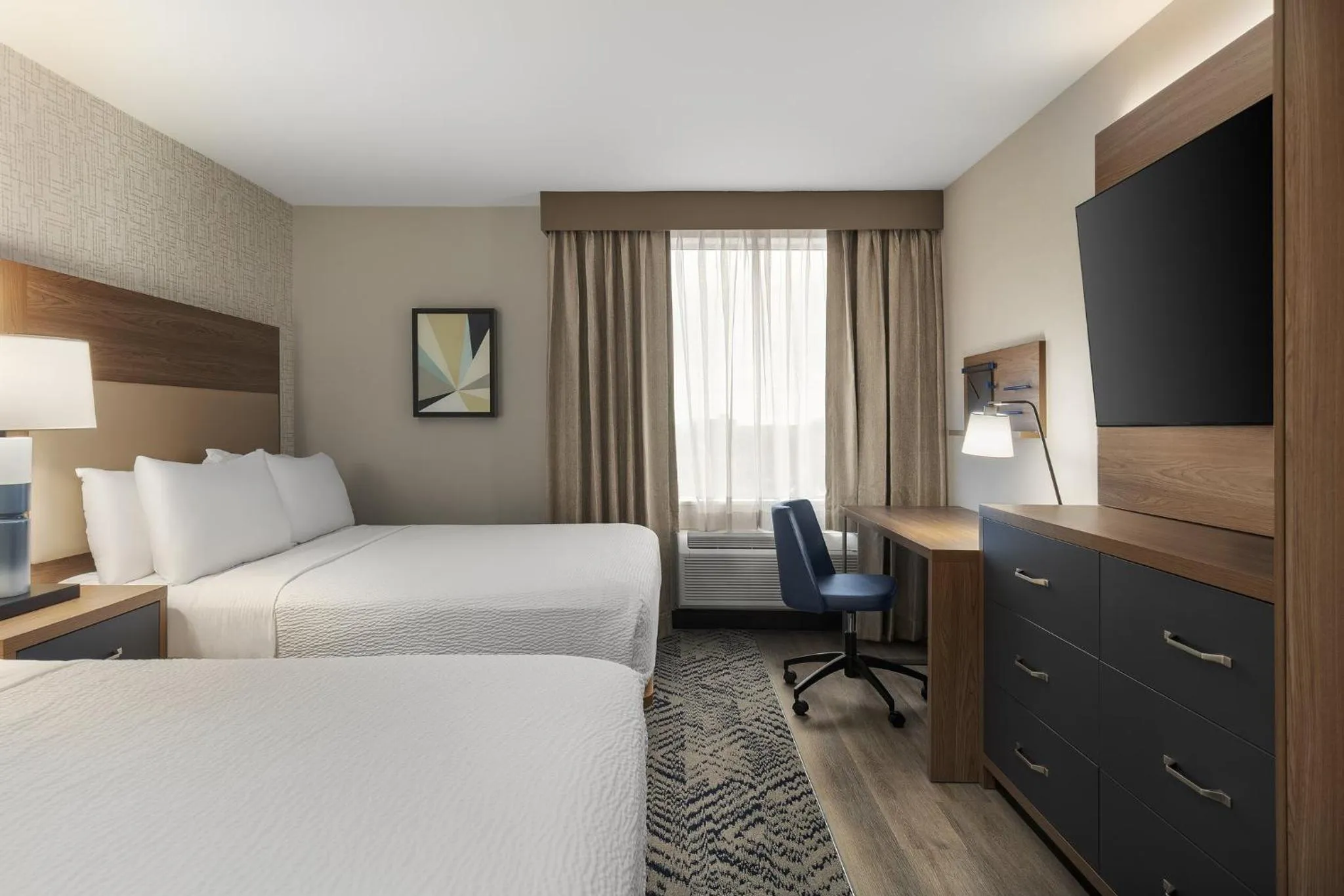 Photo of the whole room, Bed in Candlewood Suites Chatham South by IHG