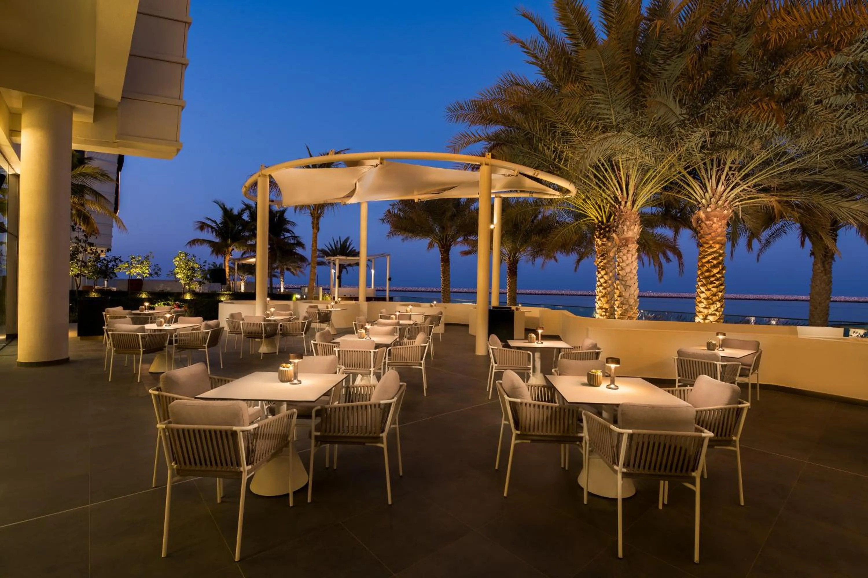 Restaurant/places to eat in voco Muscat Al Mouj by IHG