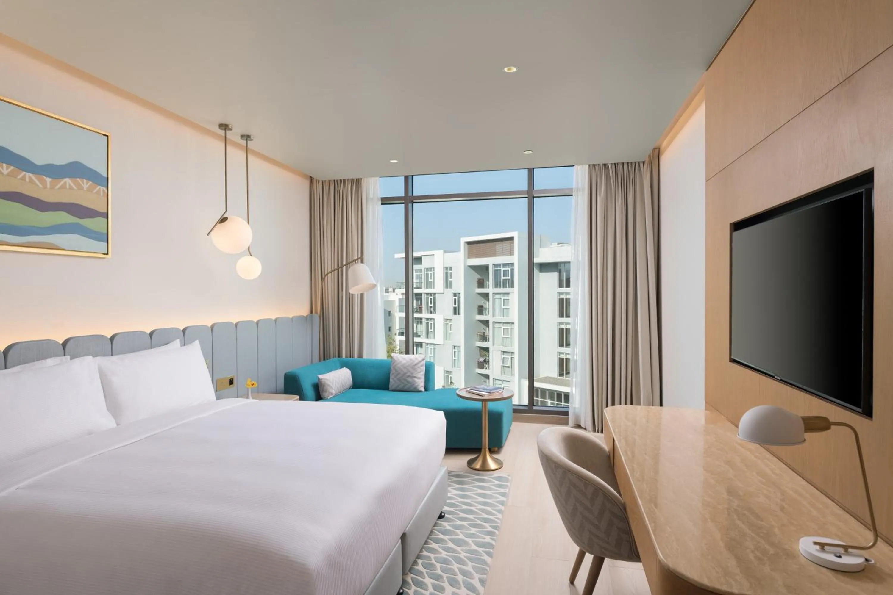Photo of the whole room, Bed in voco Muscat Al Mouj by IHG
