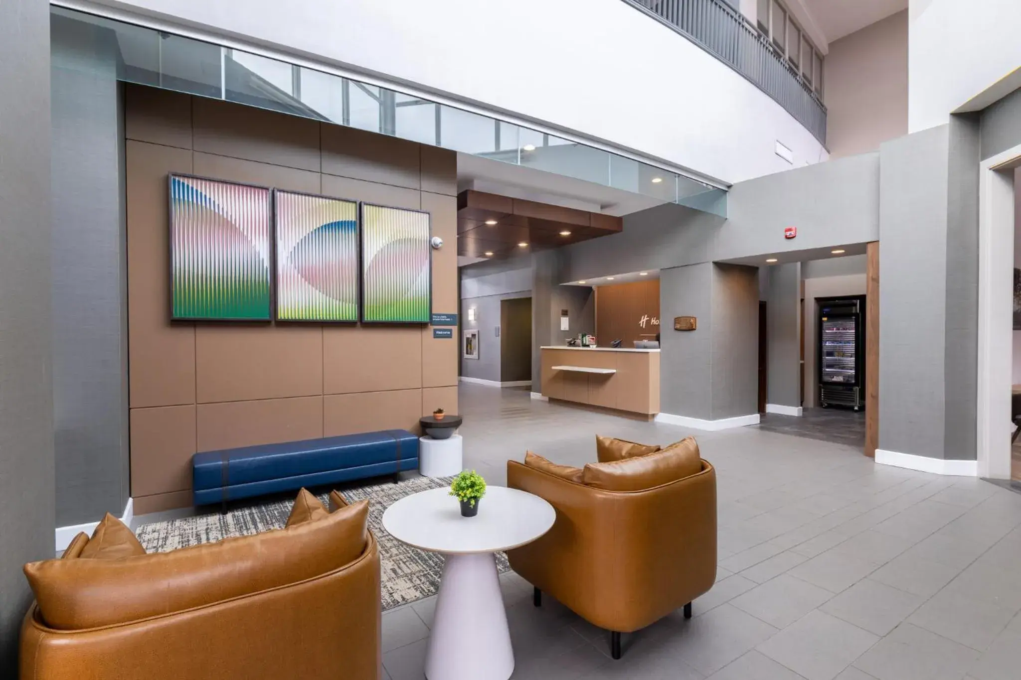 Property building in Candlewood Suites London South by IHG Property building in Candlewood Suites London South by IHG