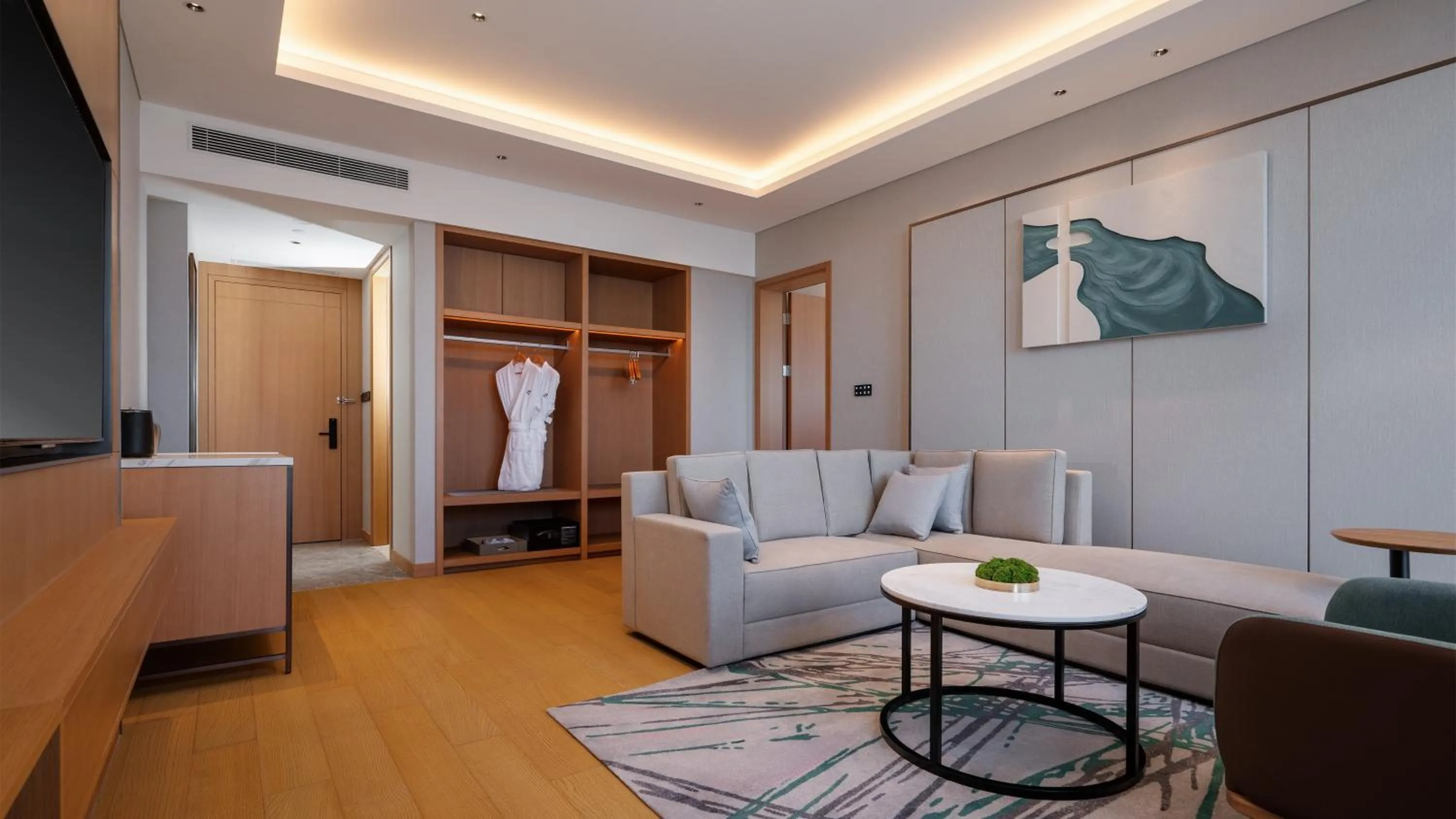 Photo of the whole room in Holiday Inn Weinan High-Tech Zone by IHG