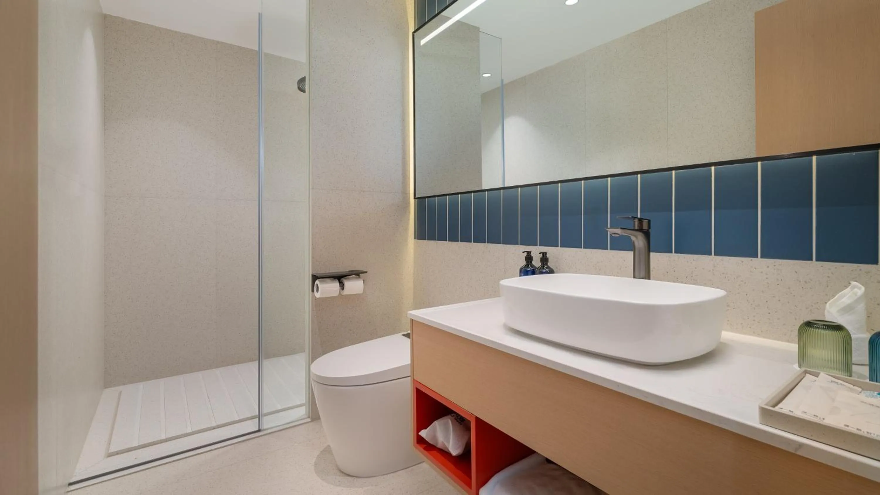 Bathroom in Holiday Inn Express Kunming Yiliang Center by IHG
