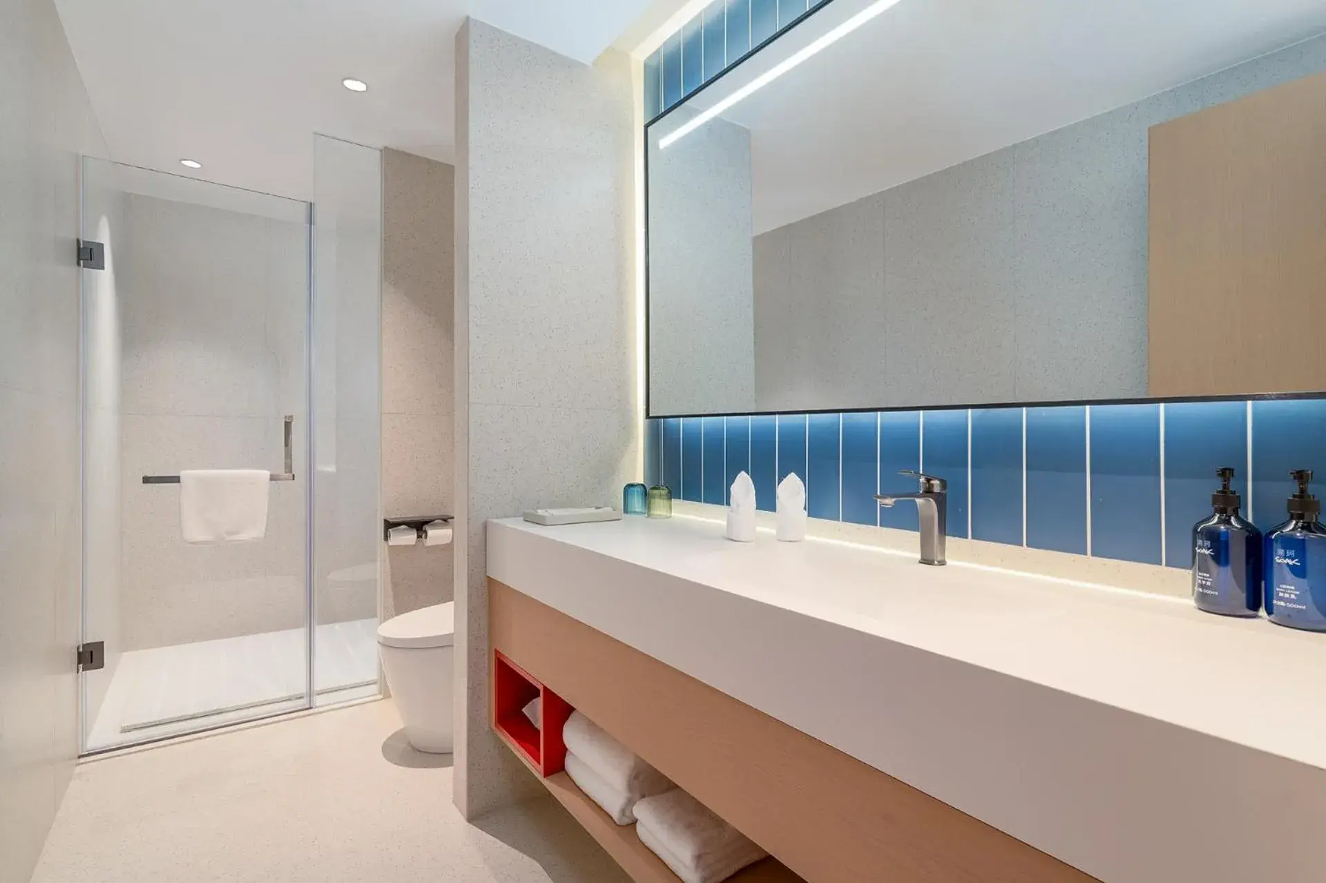 King Room in Holiday Inn Express Kunming Yiliang Center by IHG King Room in Holiday Inn Express Kunming Yiliang Center by IHG