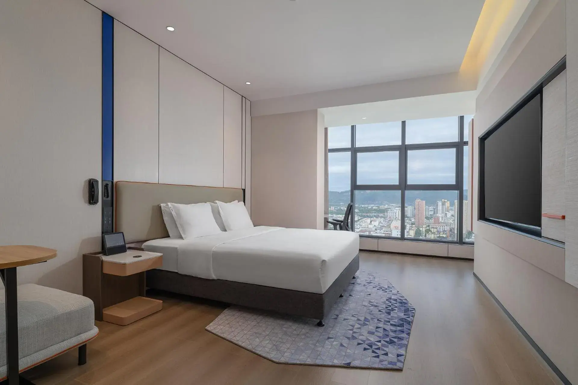 King Room in Holiday Inn Express Kunming Yiliang Center by IHG King Room in Holiday Inn Express Kunming Yiliang Center by IHG