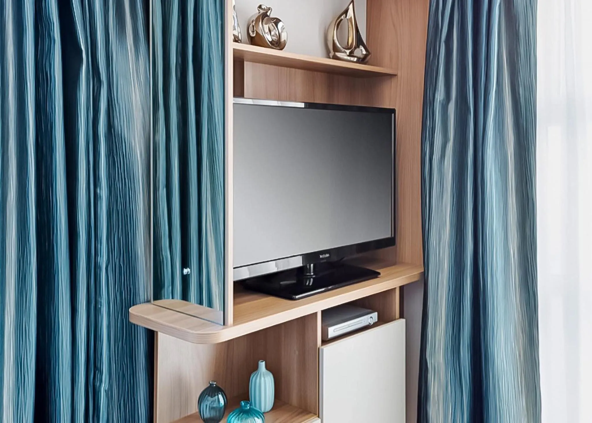 Property building in Herons Lake Retreat